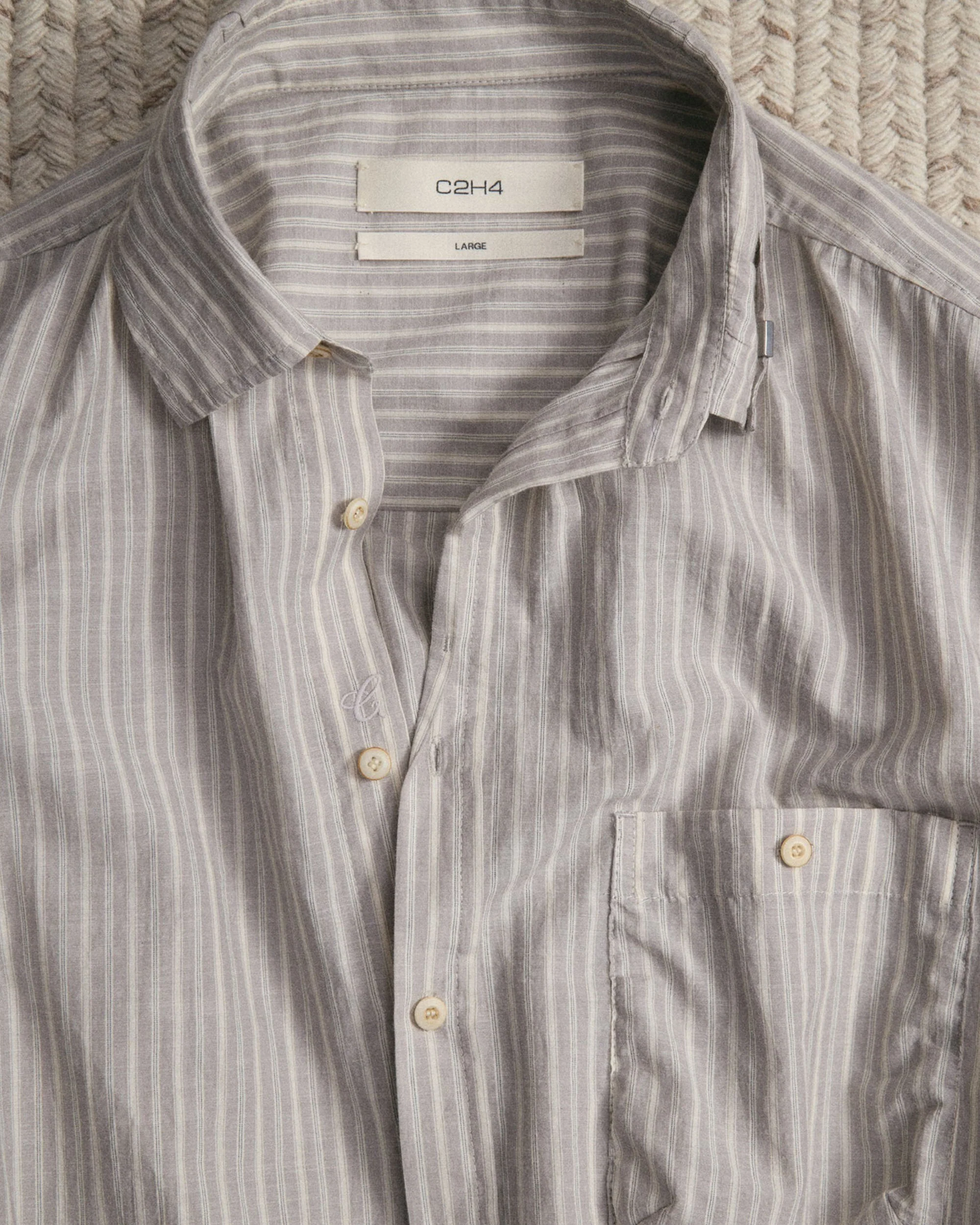 011 - Old Time Wardrobe Wrinkled Shirt - Image 16