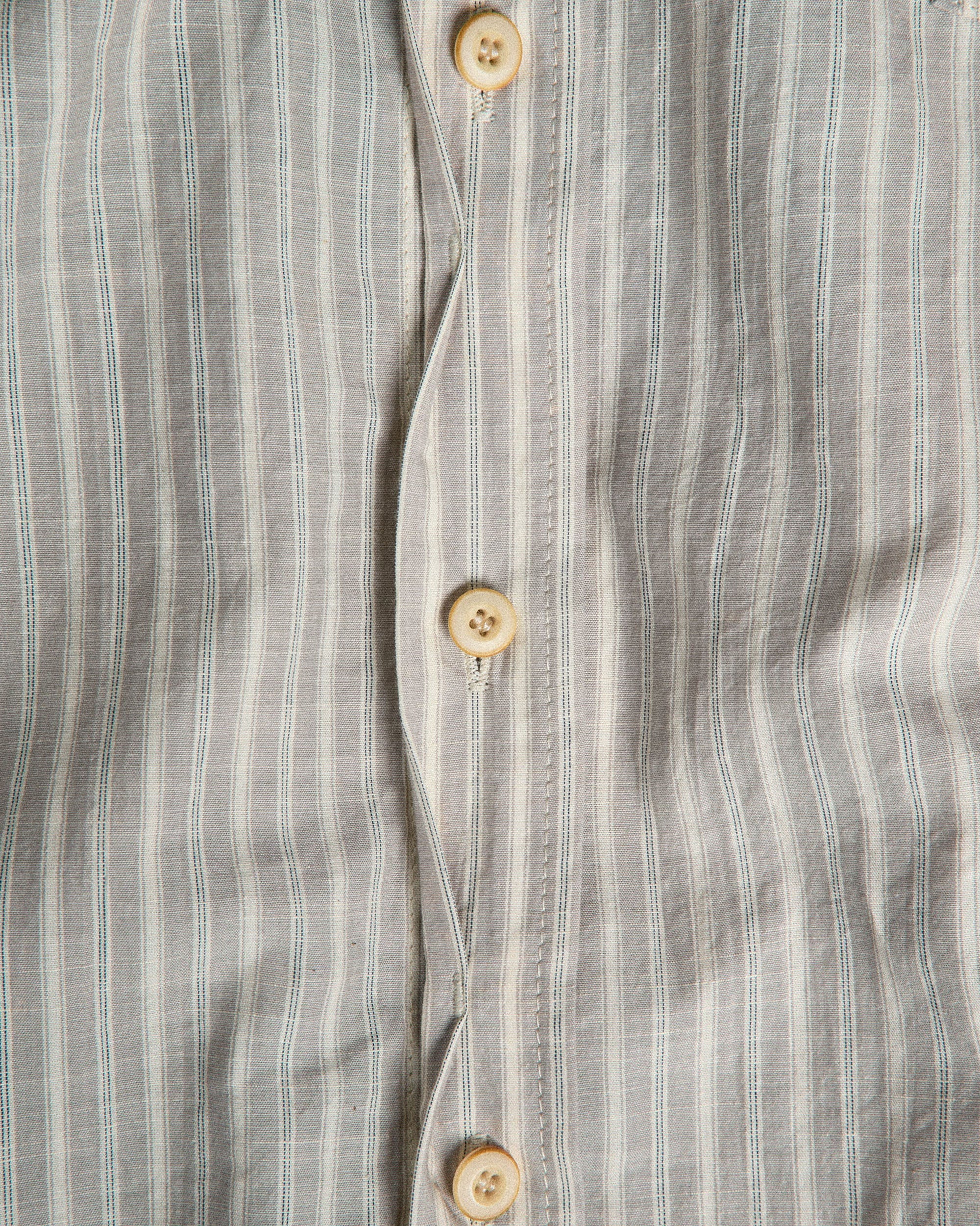 011 - Old Time Wardrobe Wrinkled Shirt - Image 18