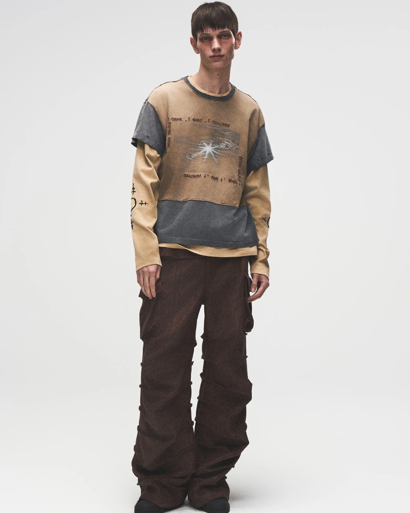2-IN-1 Distressed Stained Long-sleeve Tee - Image 2