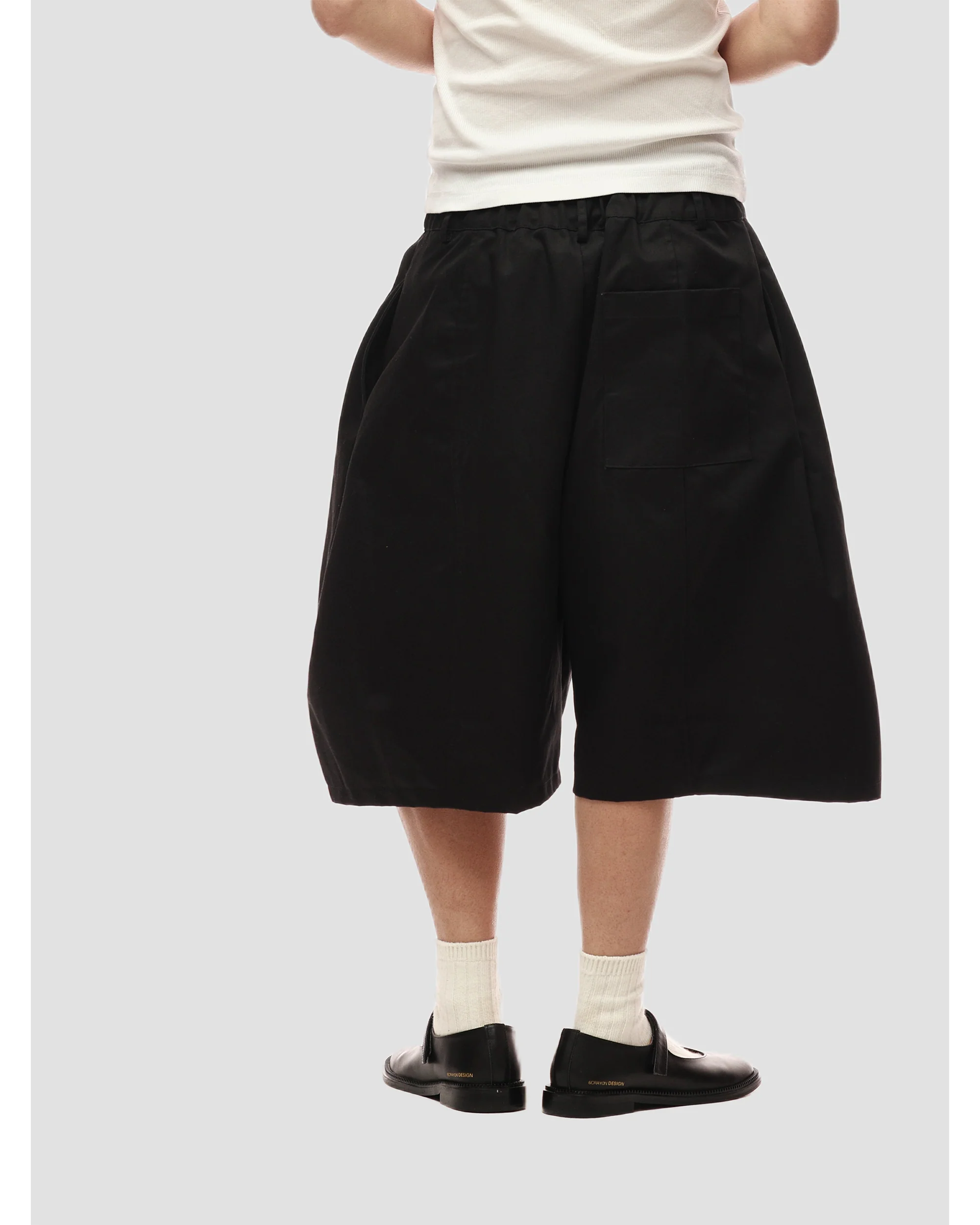 6CRAYON Elastic Waist Wide-Leg Shorts 2.0 – Double Pleated & Loose Fit with Coating - Image 7