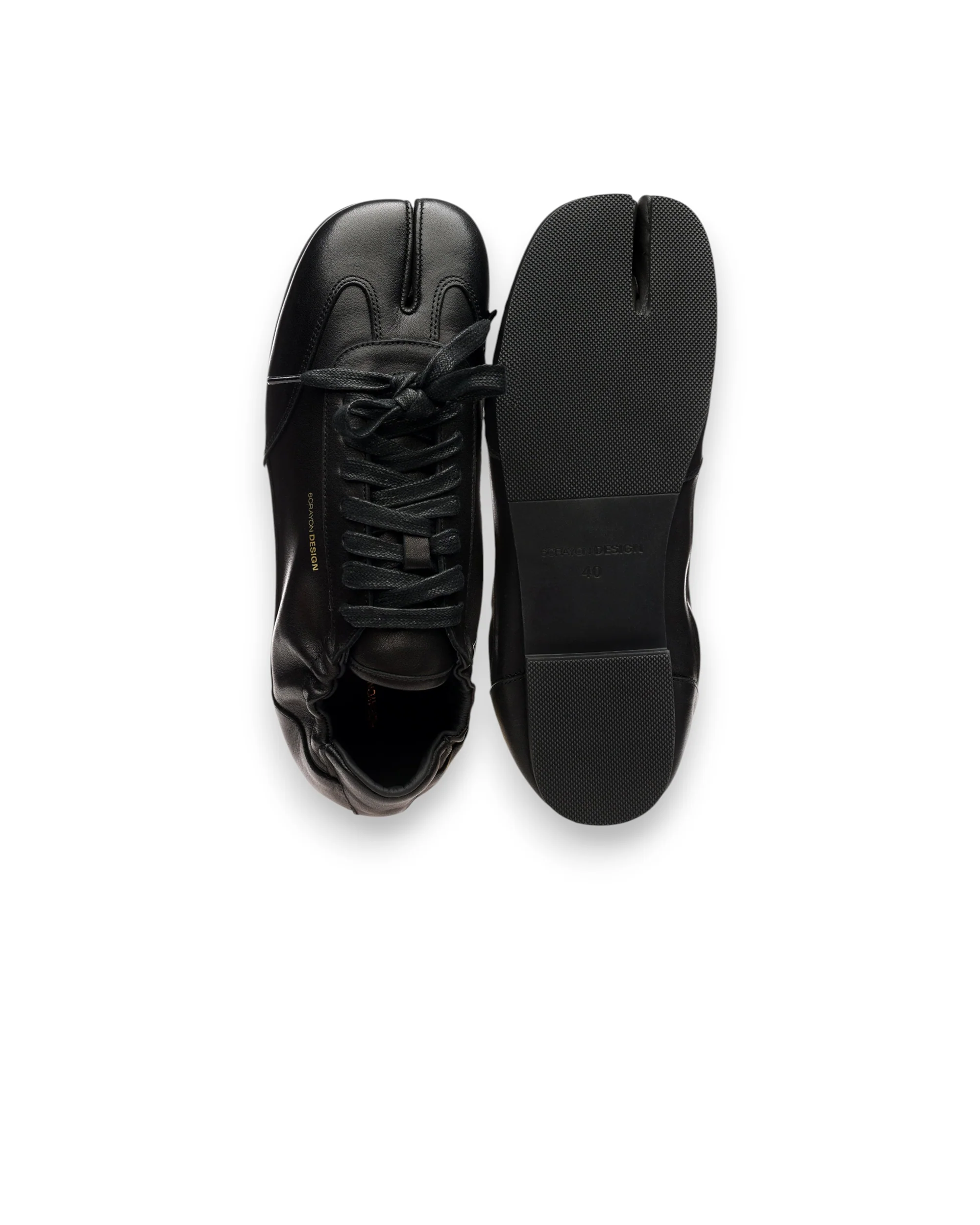 6CRAYON Thin-Sole TABI Sneakers in Waxed Top-Grain Soft Cowhide