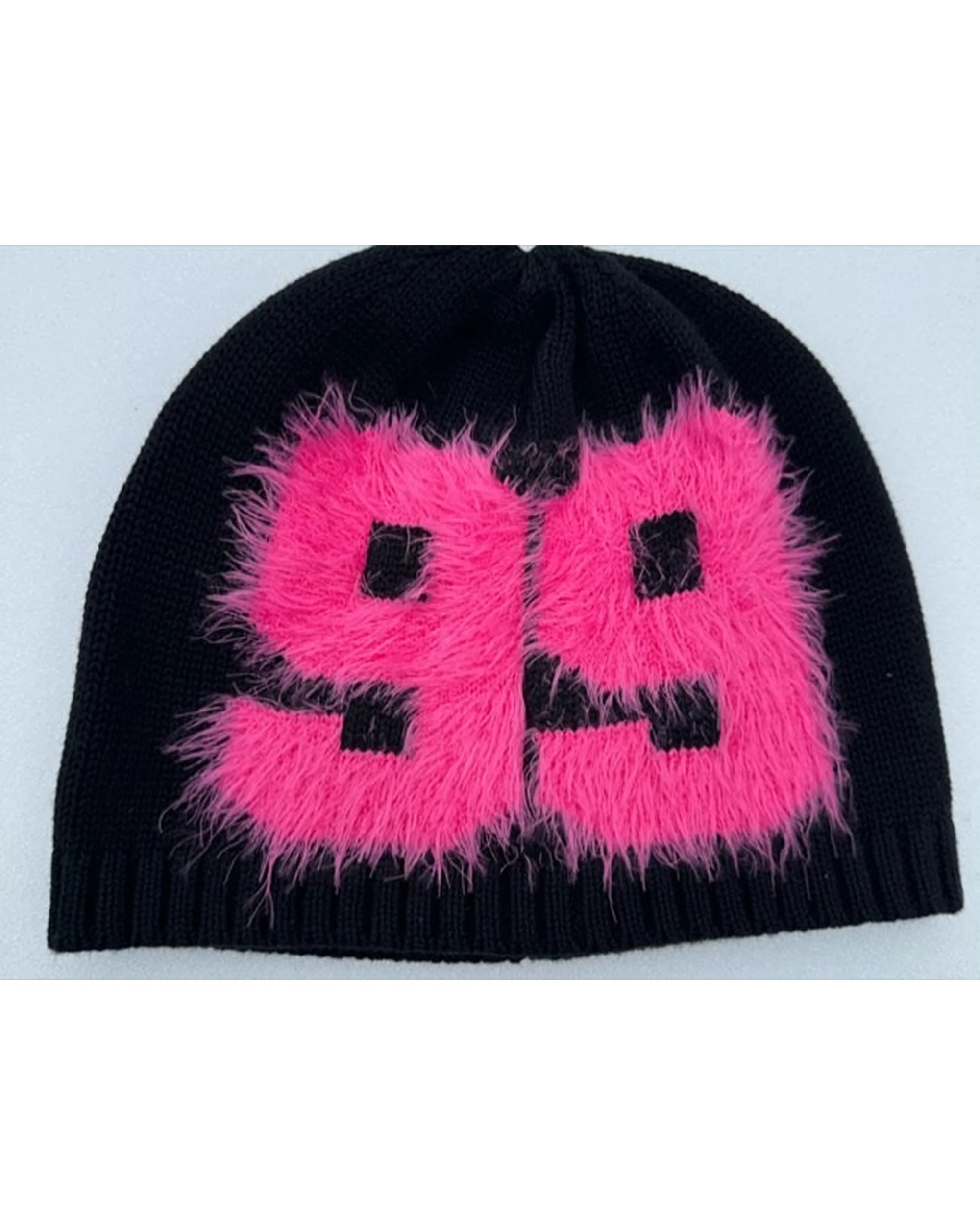 99 Feather Yarn Beanie - Image 3