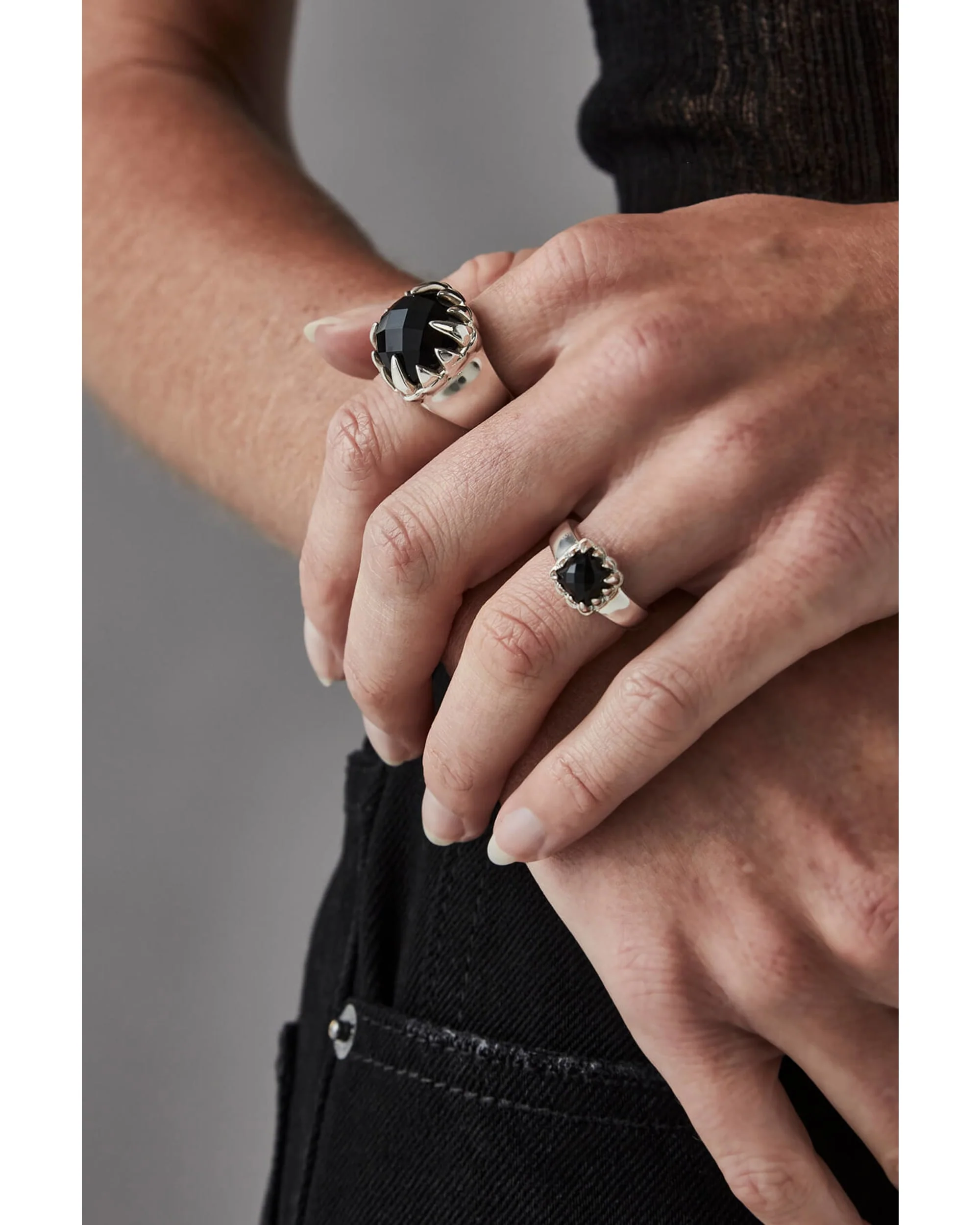 BABY CLAW RING ONYX - Image 4