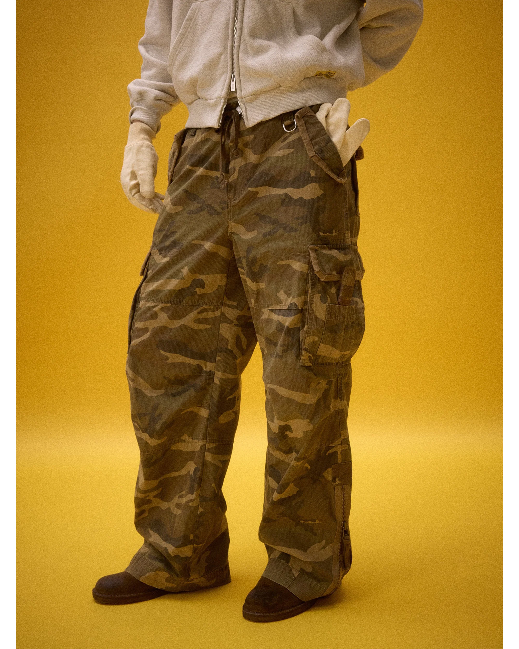 "Chemist‘s Workwear" Camo Hunting Cargo - Image 3