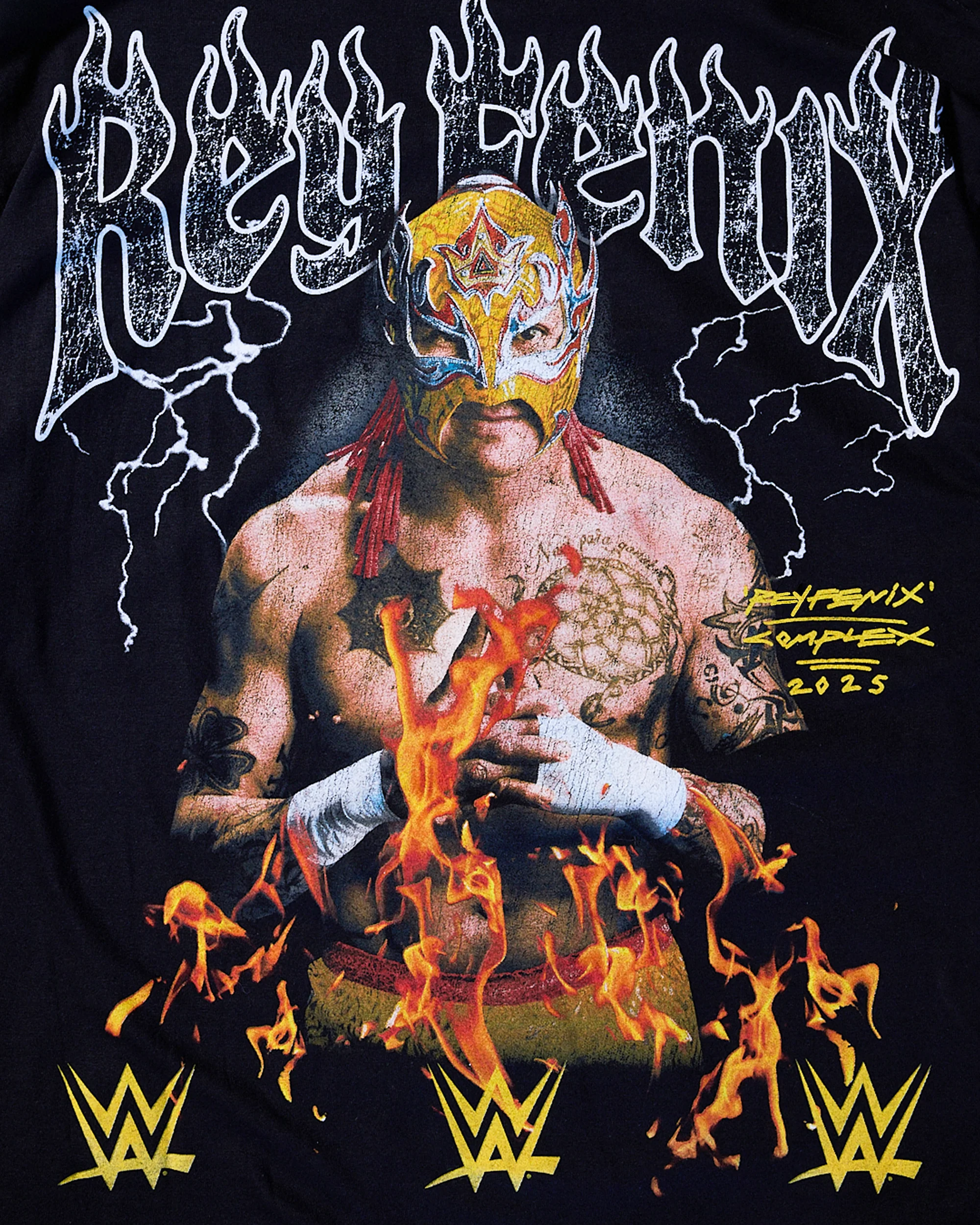 COMPLEX WWE REY FENIX FLAMES TEE - Image 4