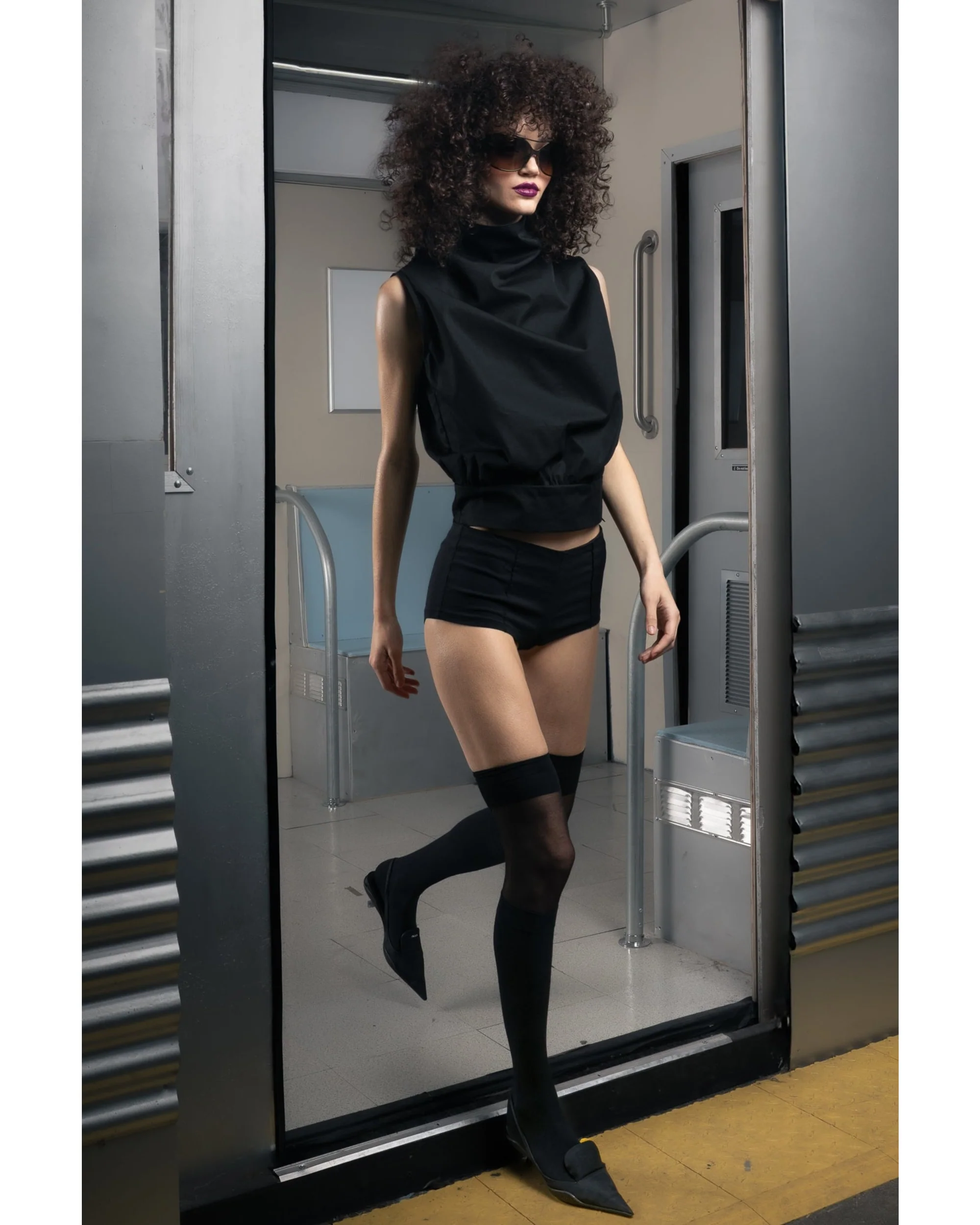 COWL TURTLENECK TANK - BLACK - Image 6
