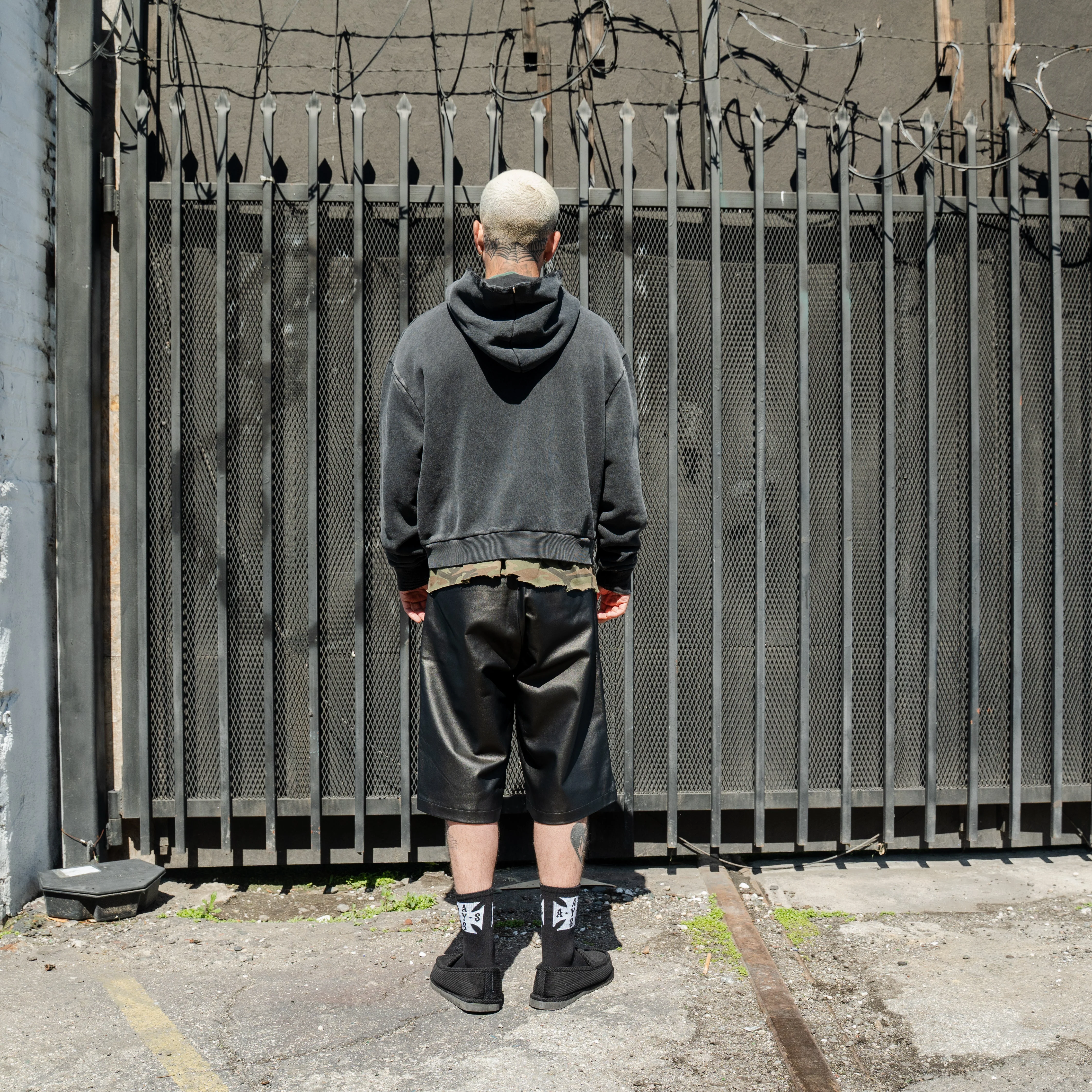 CROPPED VINTAGE ZIP HOODIE - Image 16