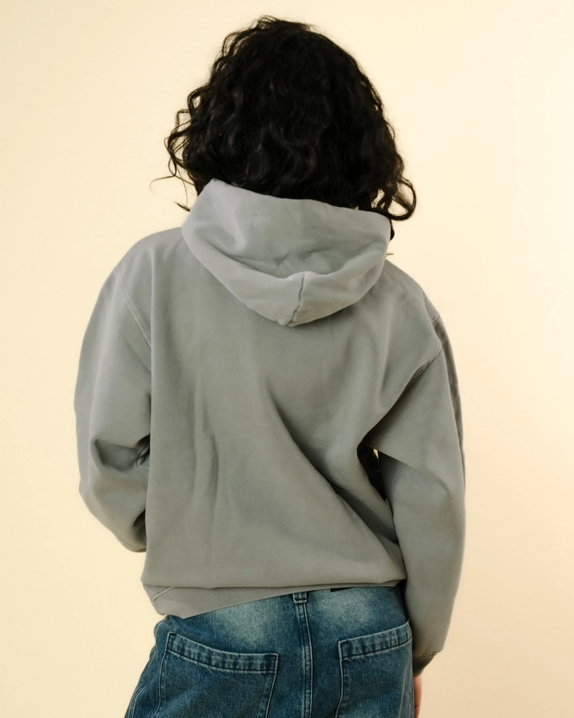 CURSIVE LOGO HOODIE - CEMENT - Image 2