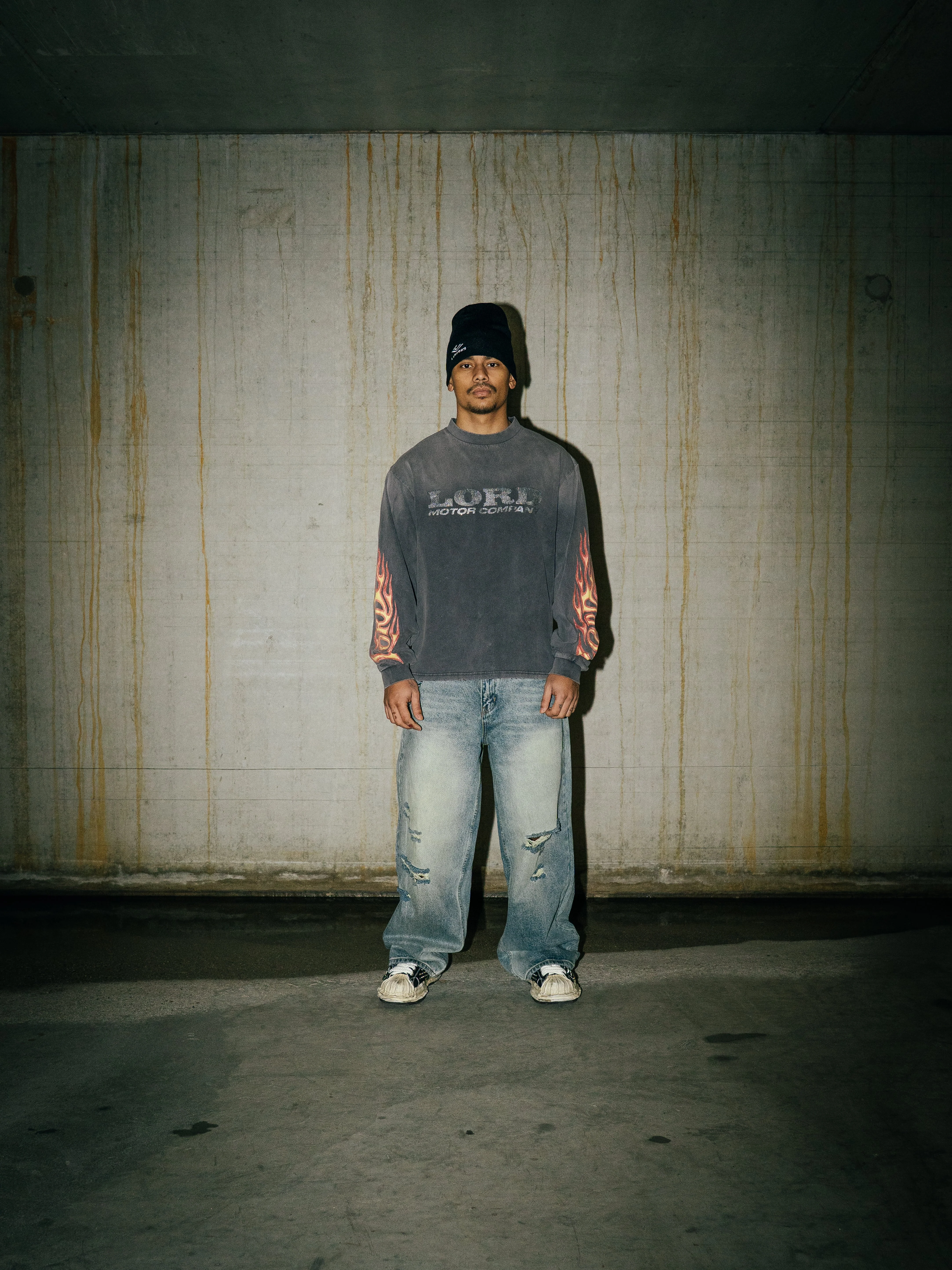 DISTRESSED DENIM - BLUE - Image 8