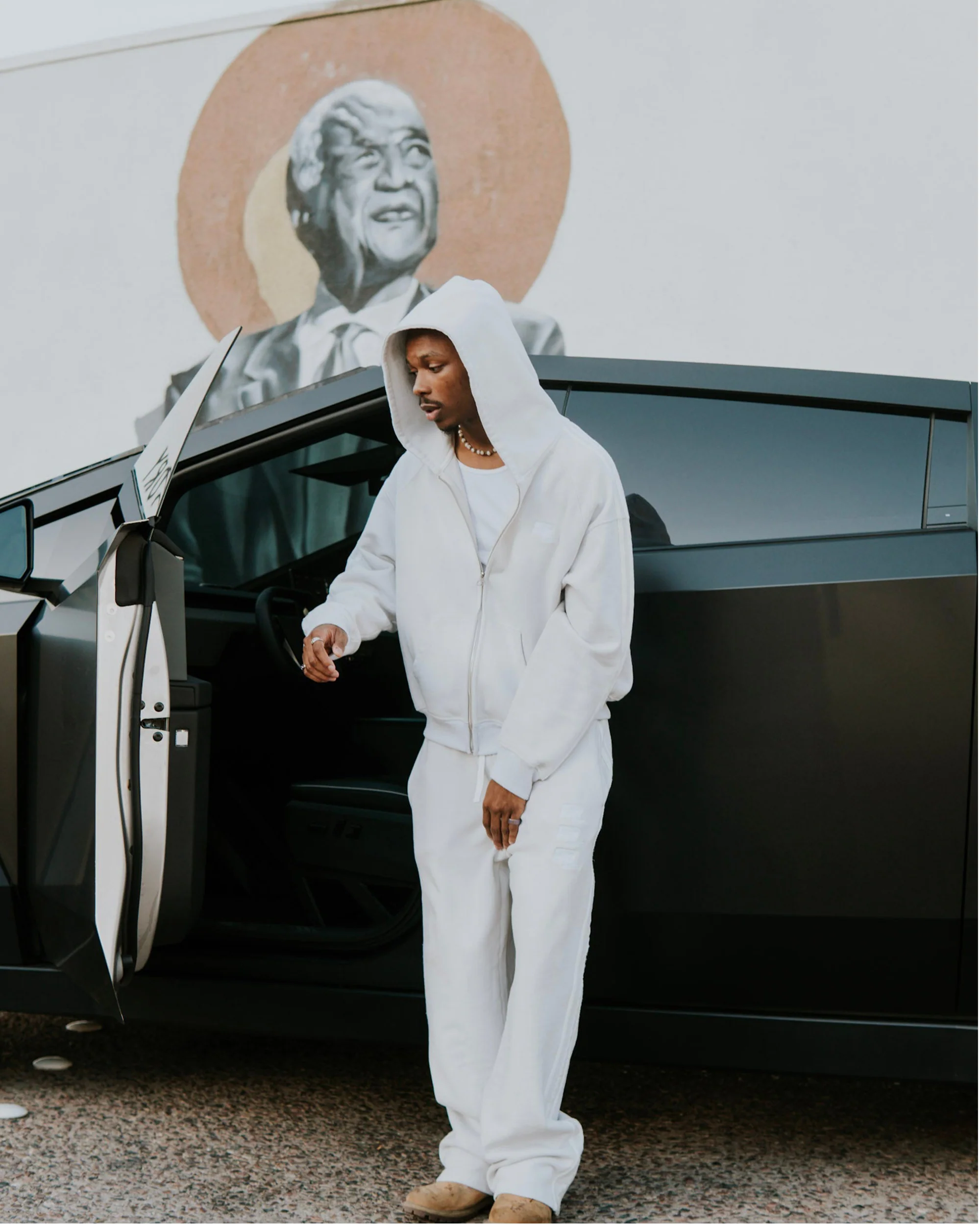 EVERYDAY ZIP UP - Image 8