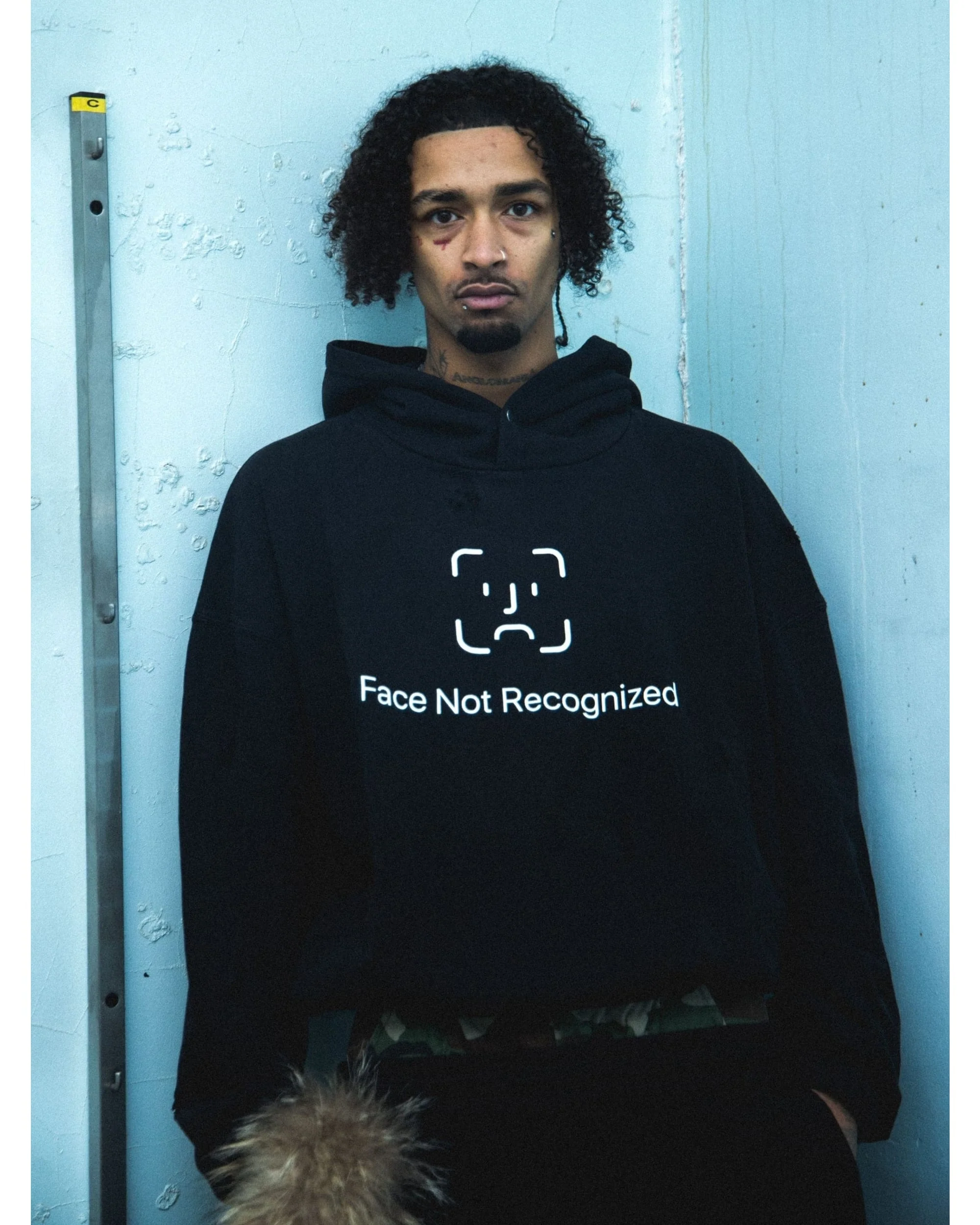 FACE ID HOODIE - Image 2