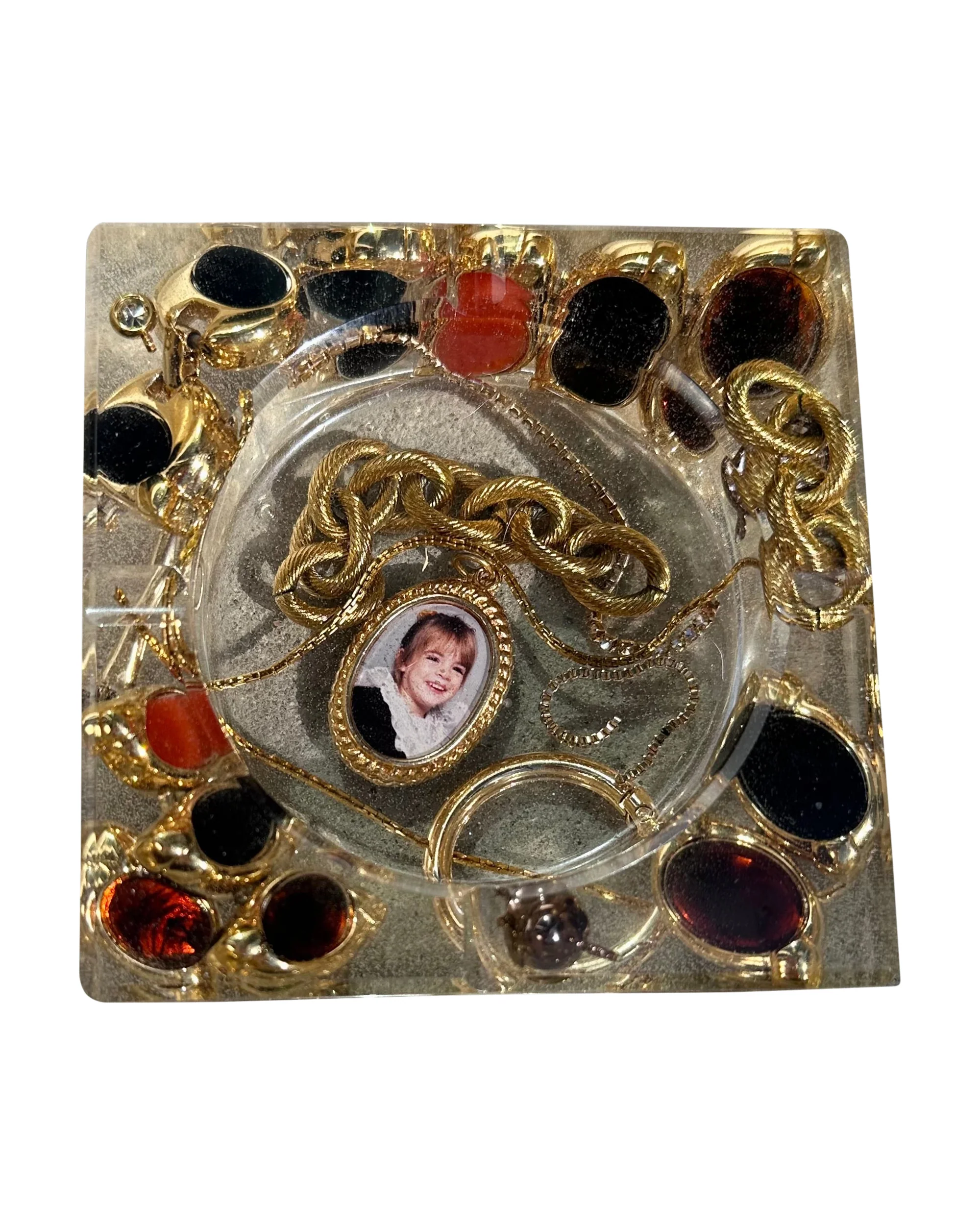FAMILY PORTRAIT - Image 2