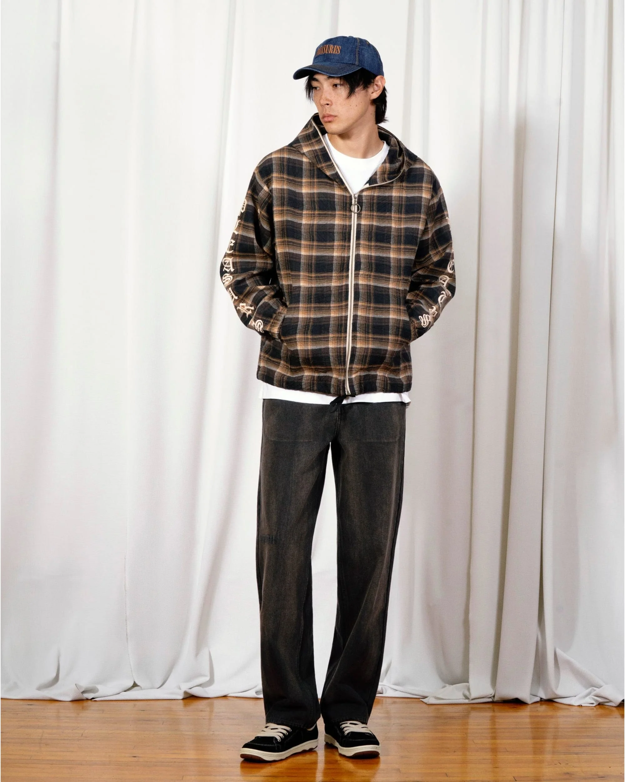 GROOVE ZIP PONCHO HOODIE - Image 8