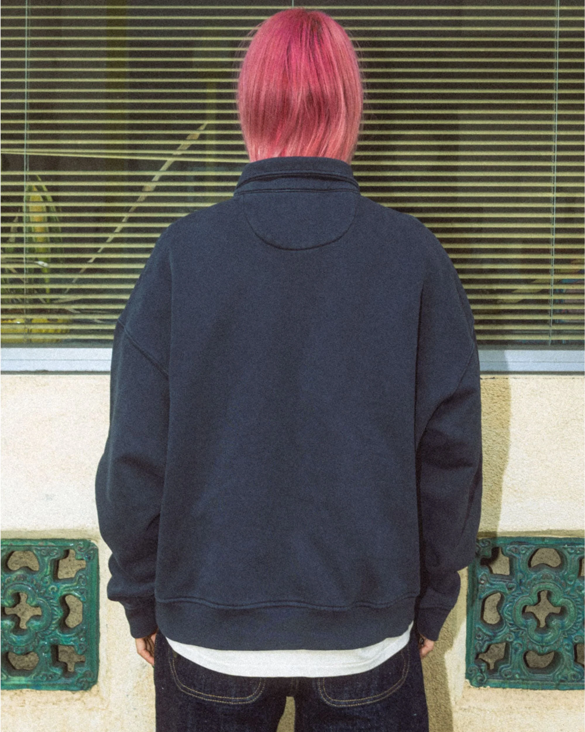 Half Zip Collared Sweatshirt - Washed Black - Image 7