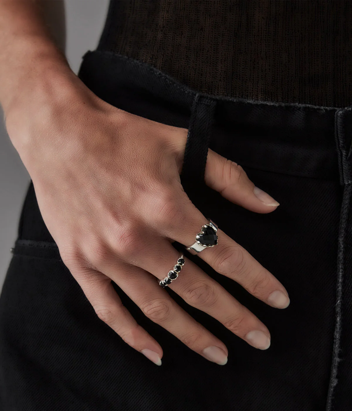 HALO CLUSTER RING ONYX - Image 10