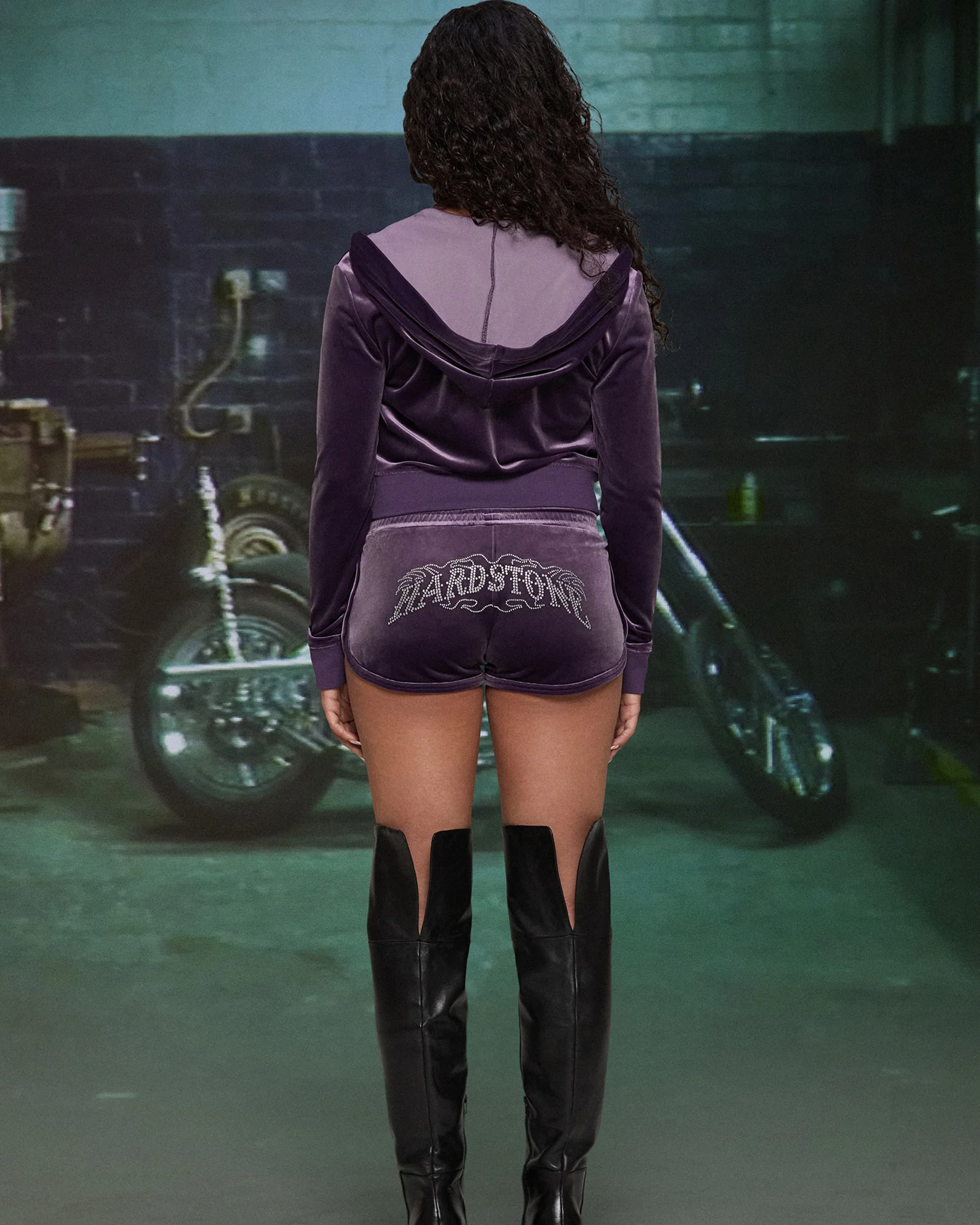 HARDSTONE Velour Shorts - Image 4