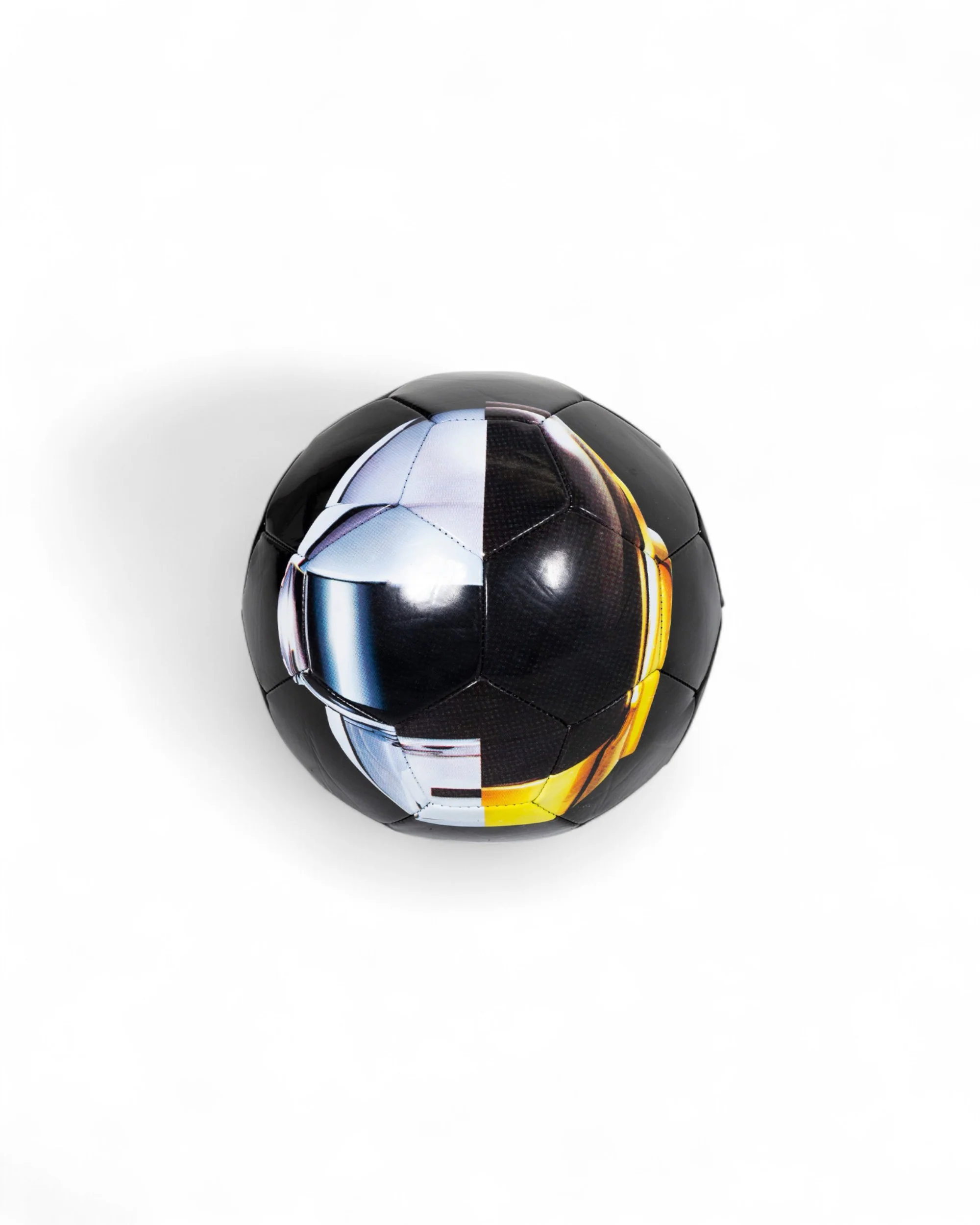 HELMETS SOCCER BALL