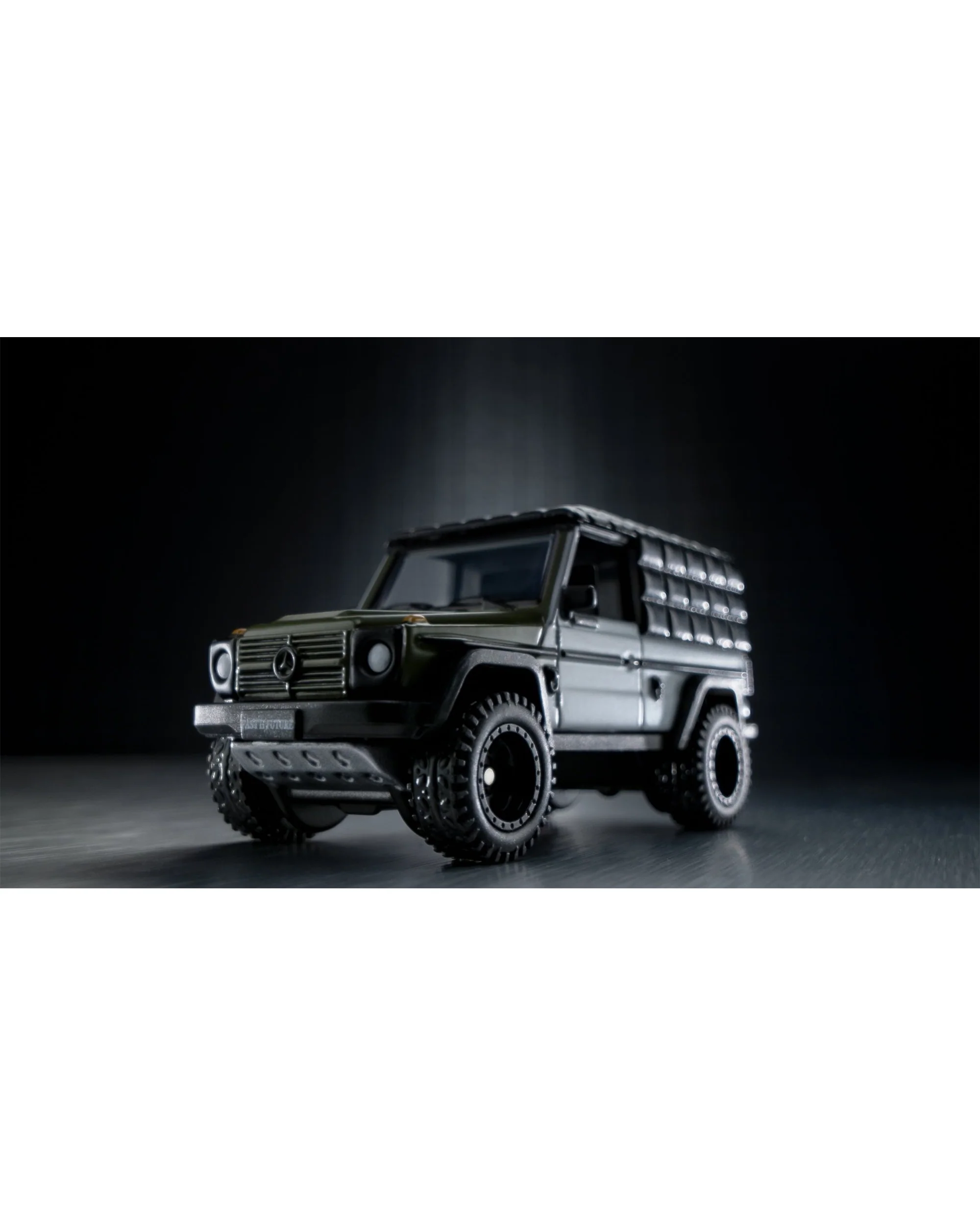 HOT WHEELS X MERCEDES-BENZ PROJECT G-CLASS PAST II FUTURE DESIGNED BY NIGO - Image 3