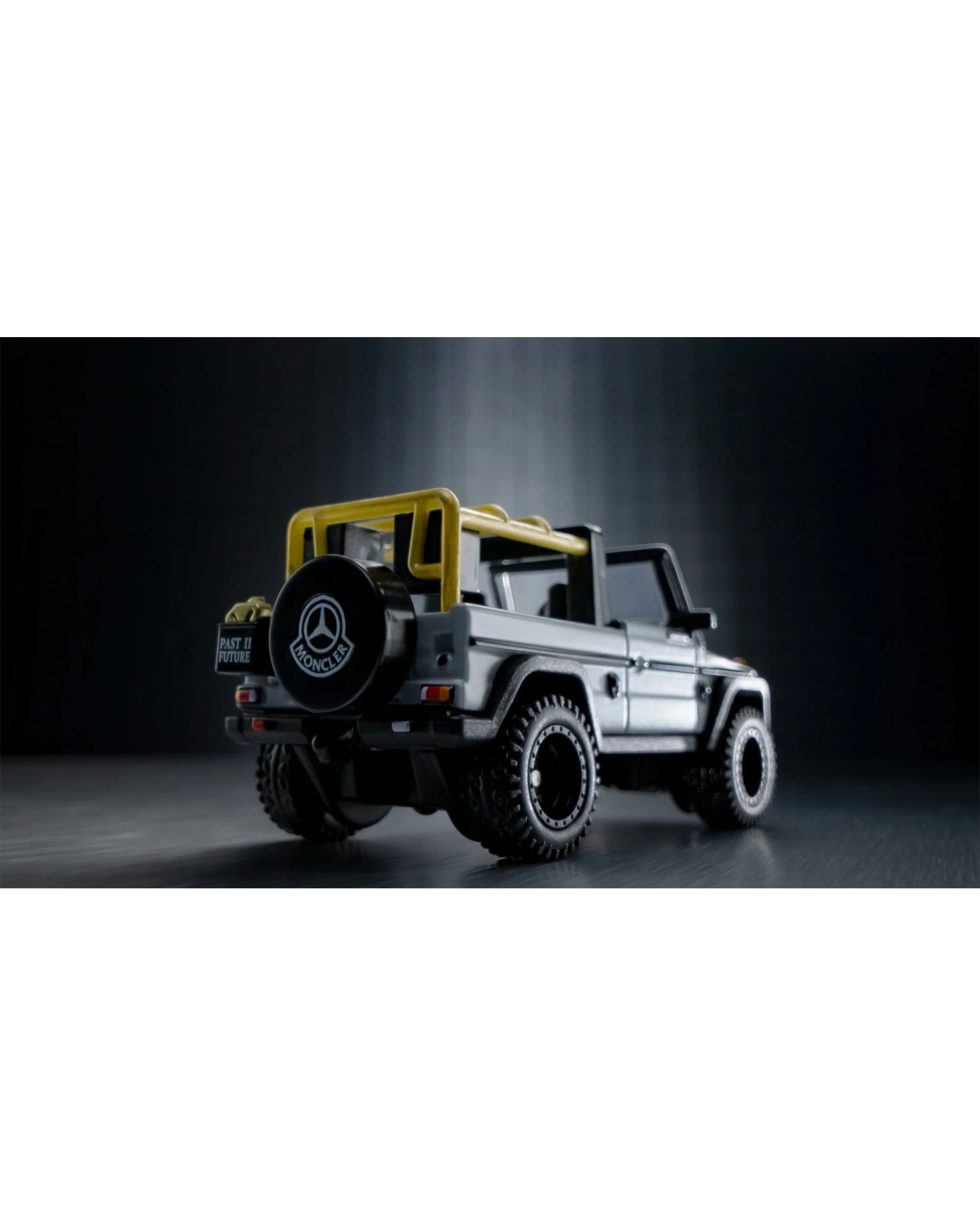 HOT WHEELS X MERCEDES-BENZ PROJECT G-CLASS PAST II FUTURE DESIGNED BY NIGO - Image 5