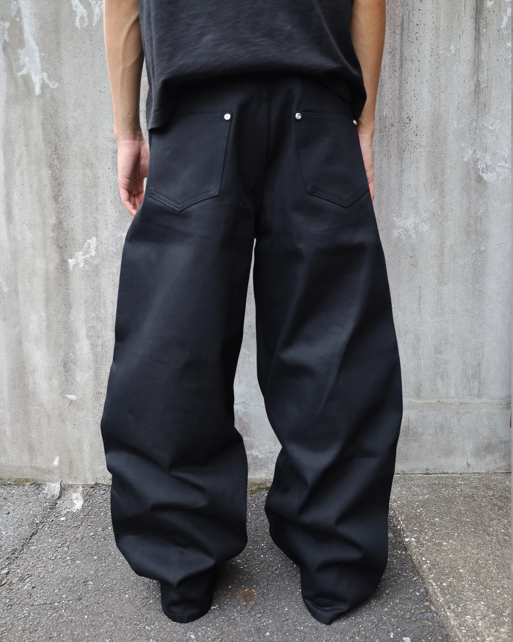 Japanese Selvedge Matte Black Baggy Jeans - Image 5