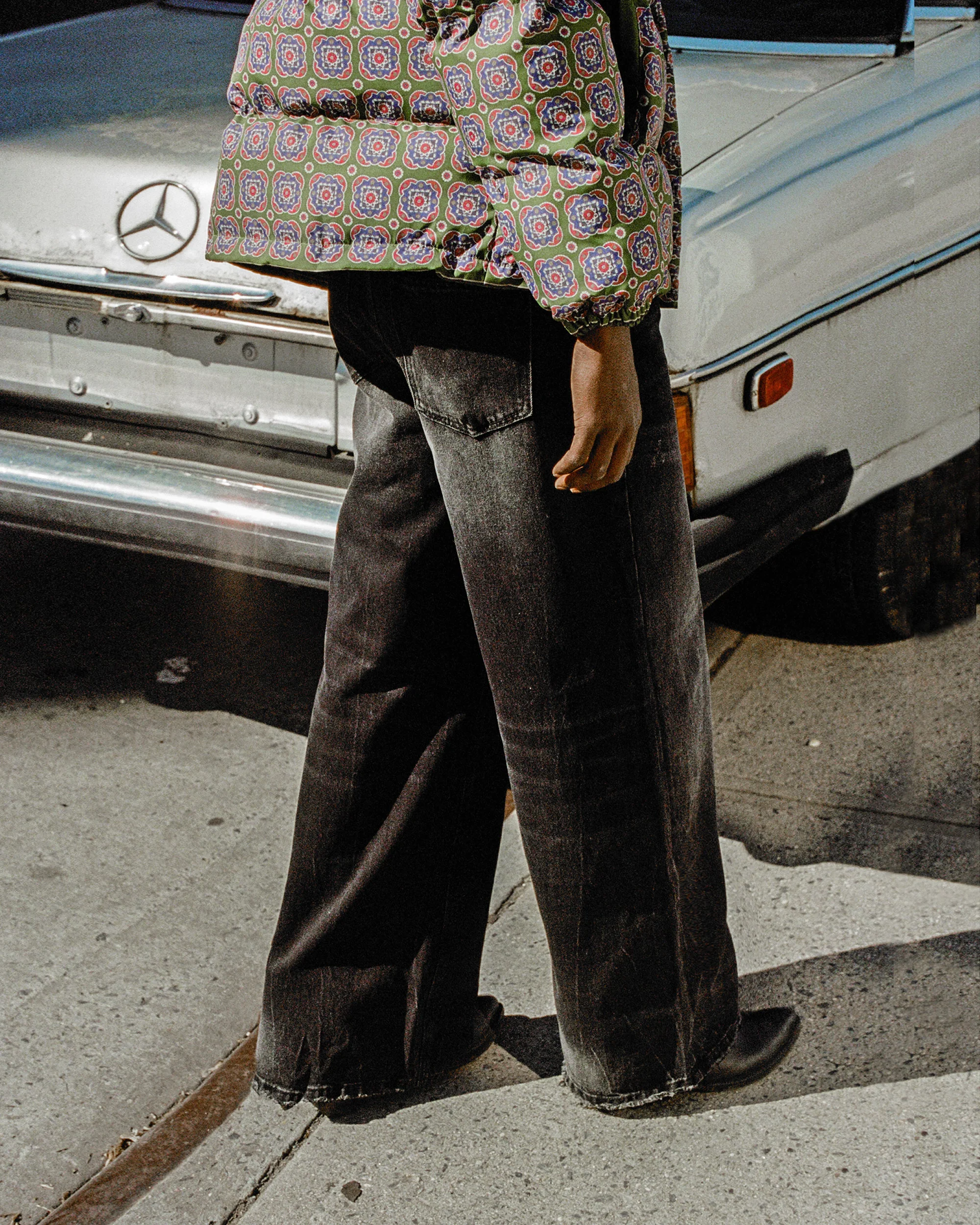 Lacy Baggy Jeans - Image 5