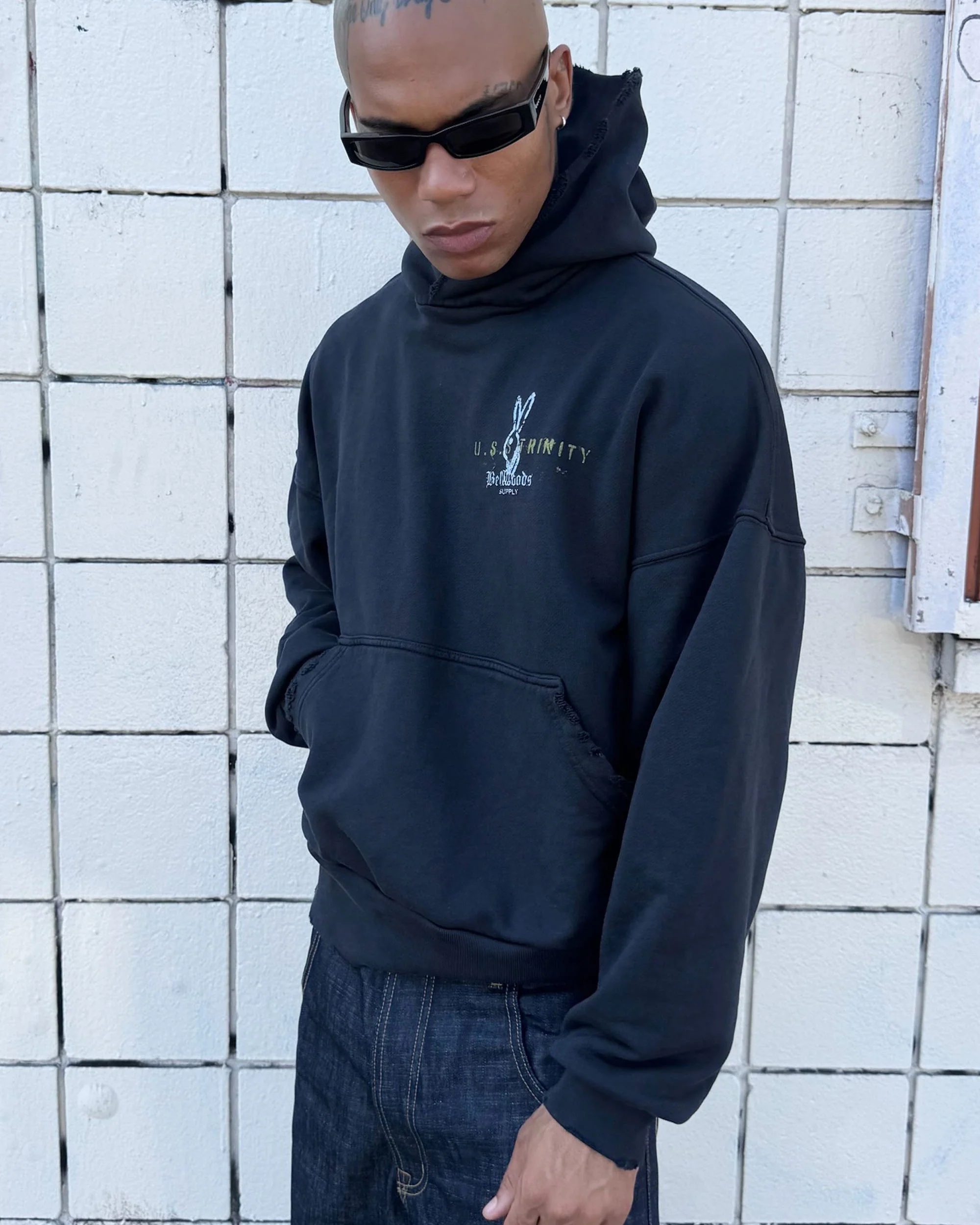 Larsen Hoodie - Off Black - Image 5