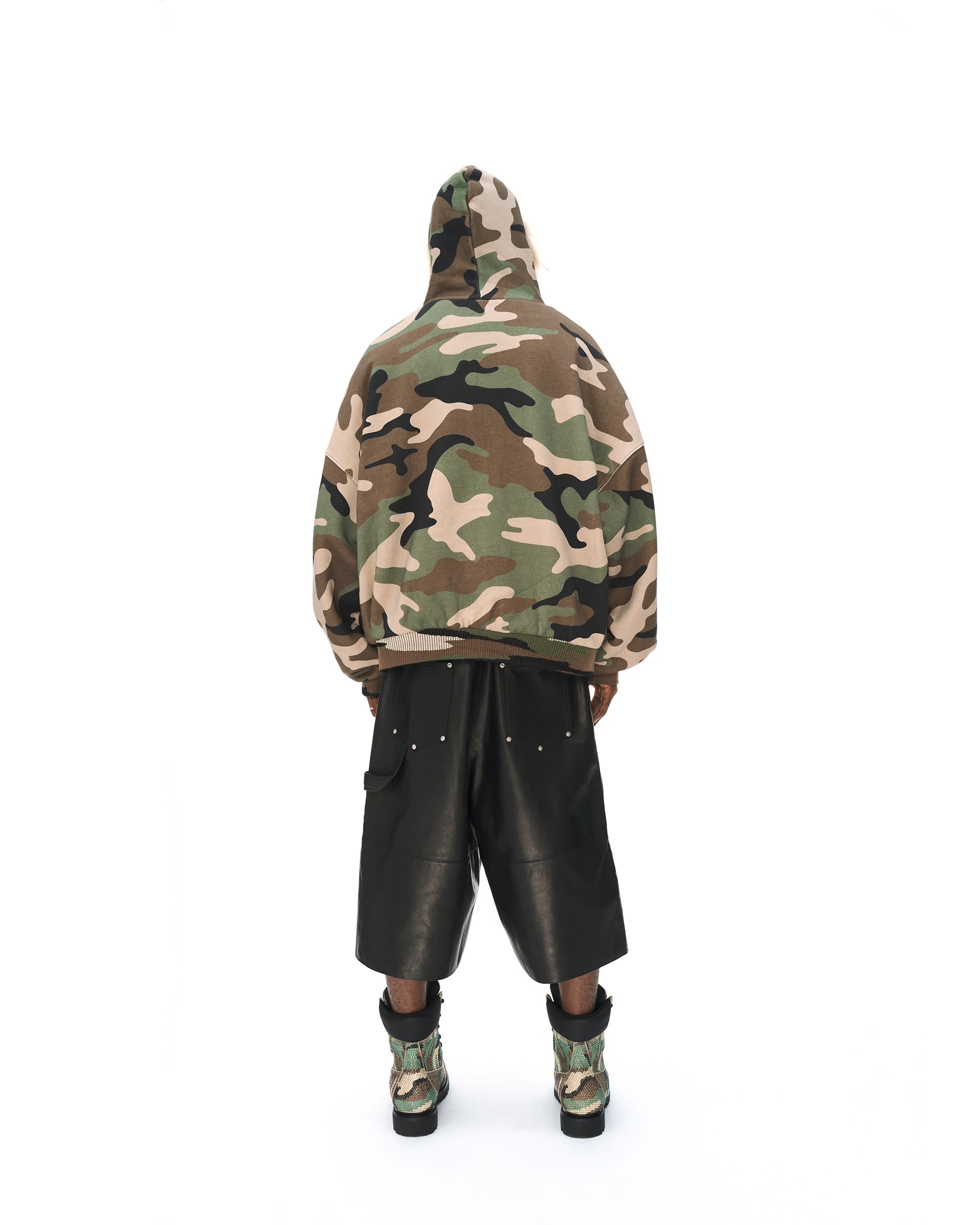 LEATHER BAGGY SHORTS - Image 15