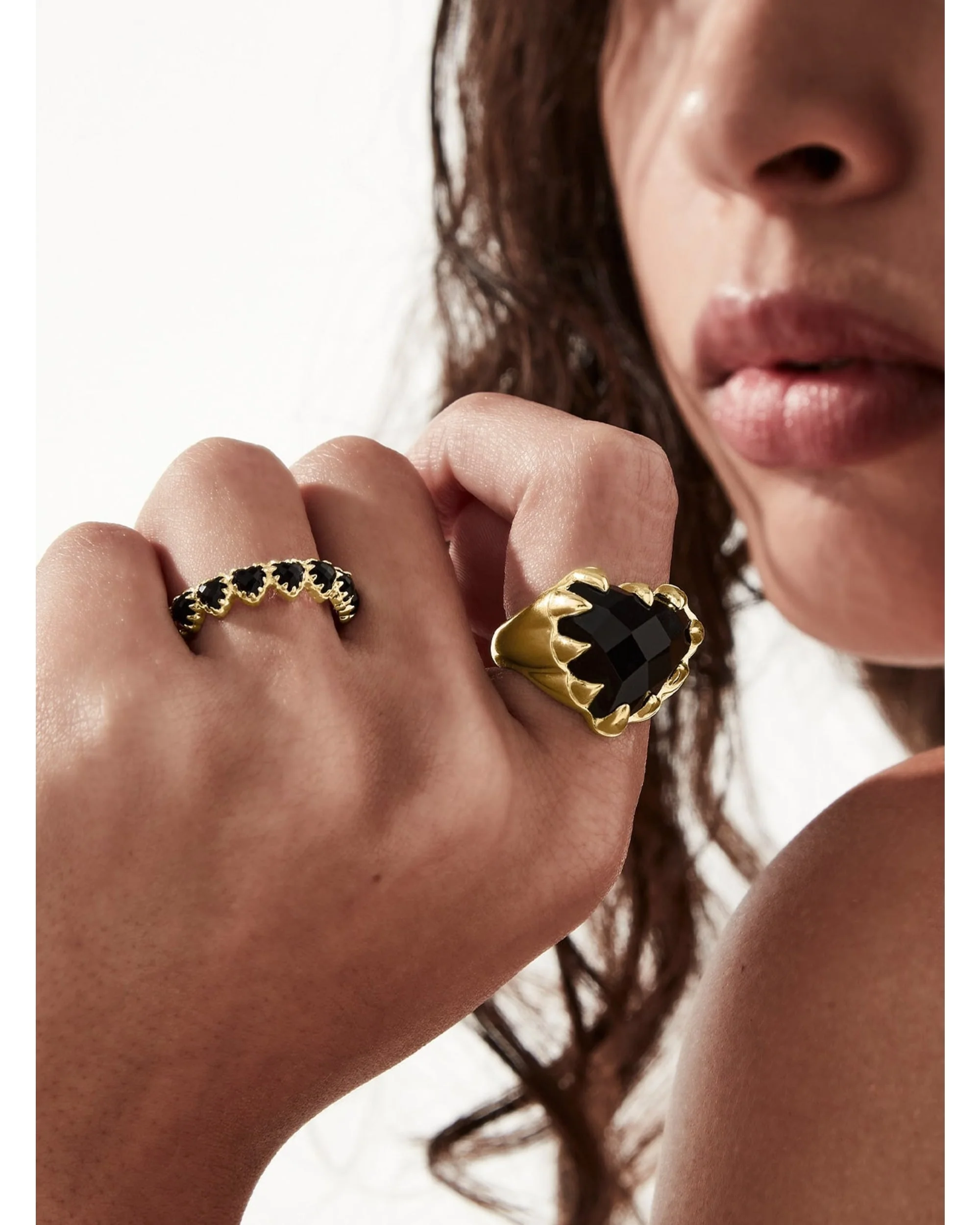 LOVE CLAW ETERNITY RING - GOLD PLATED - Image 3