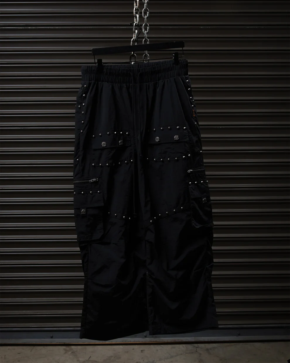 METAL RIVET NYLON PANTS - Image 5