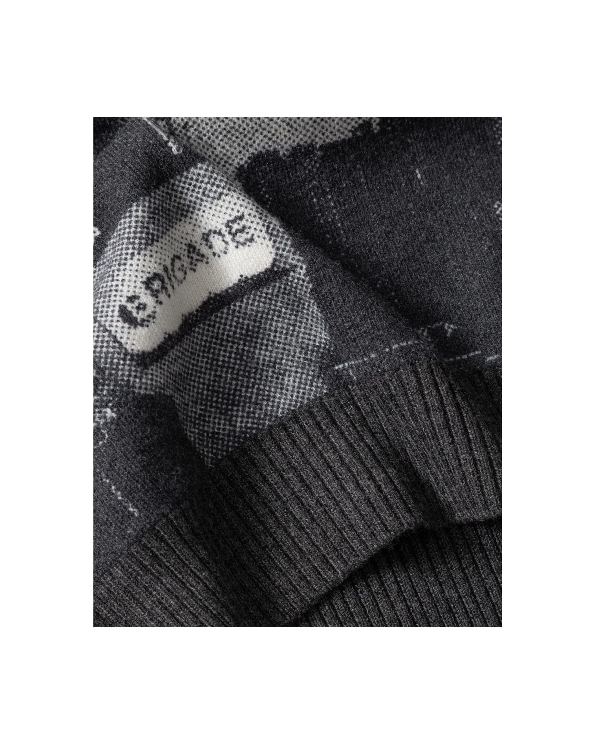 New Yorker Turtleneck - Image 5