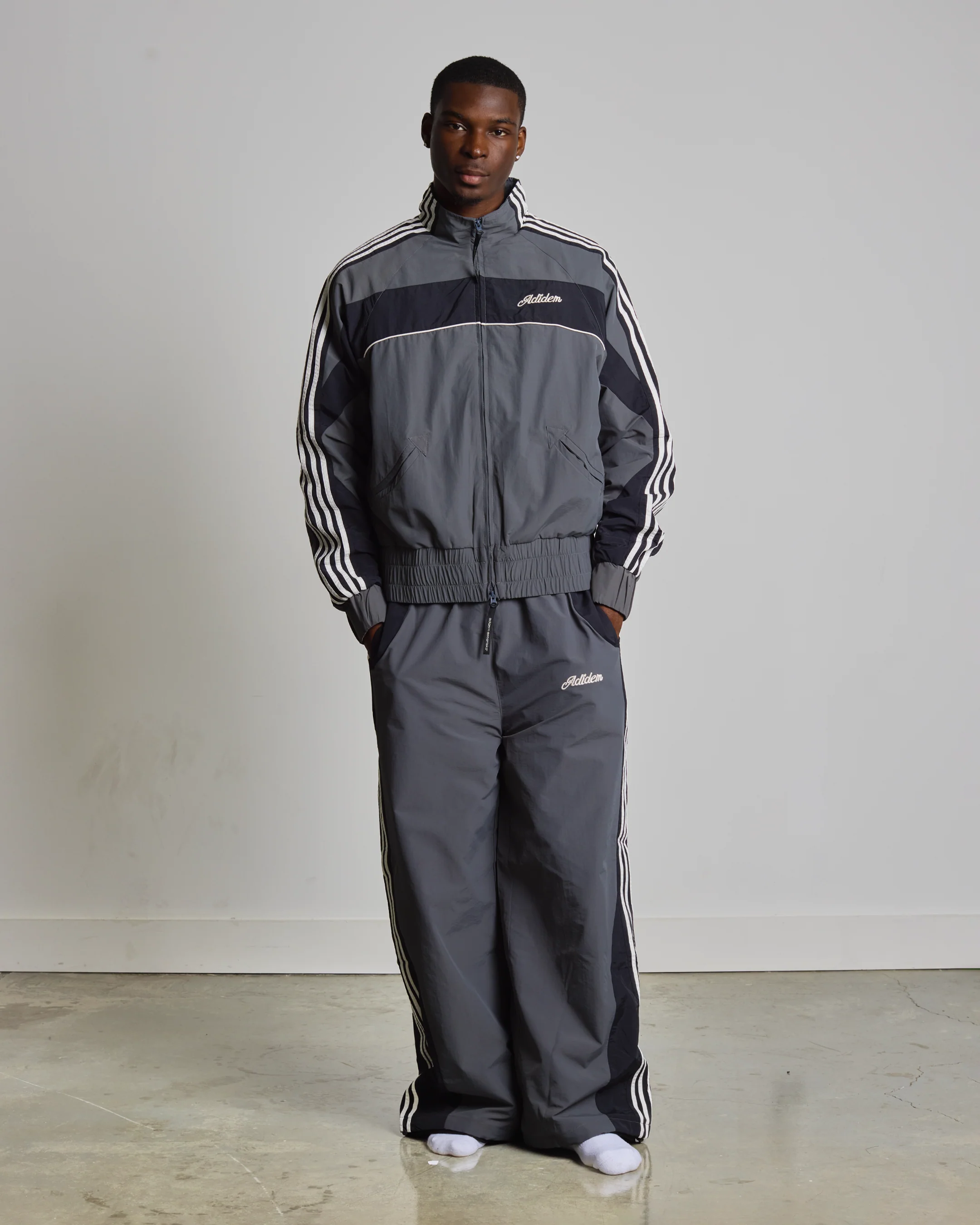 Nylon Jumper Jacket - Image 13