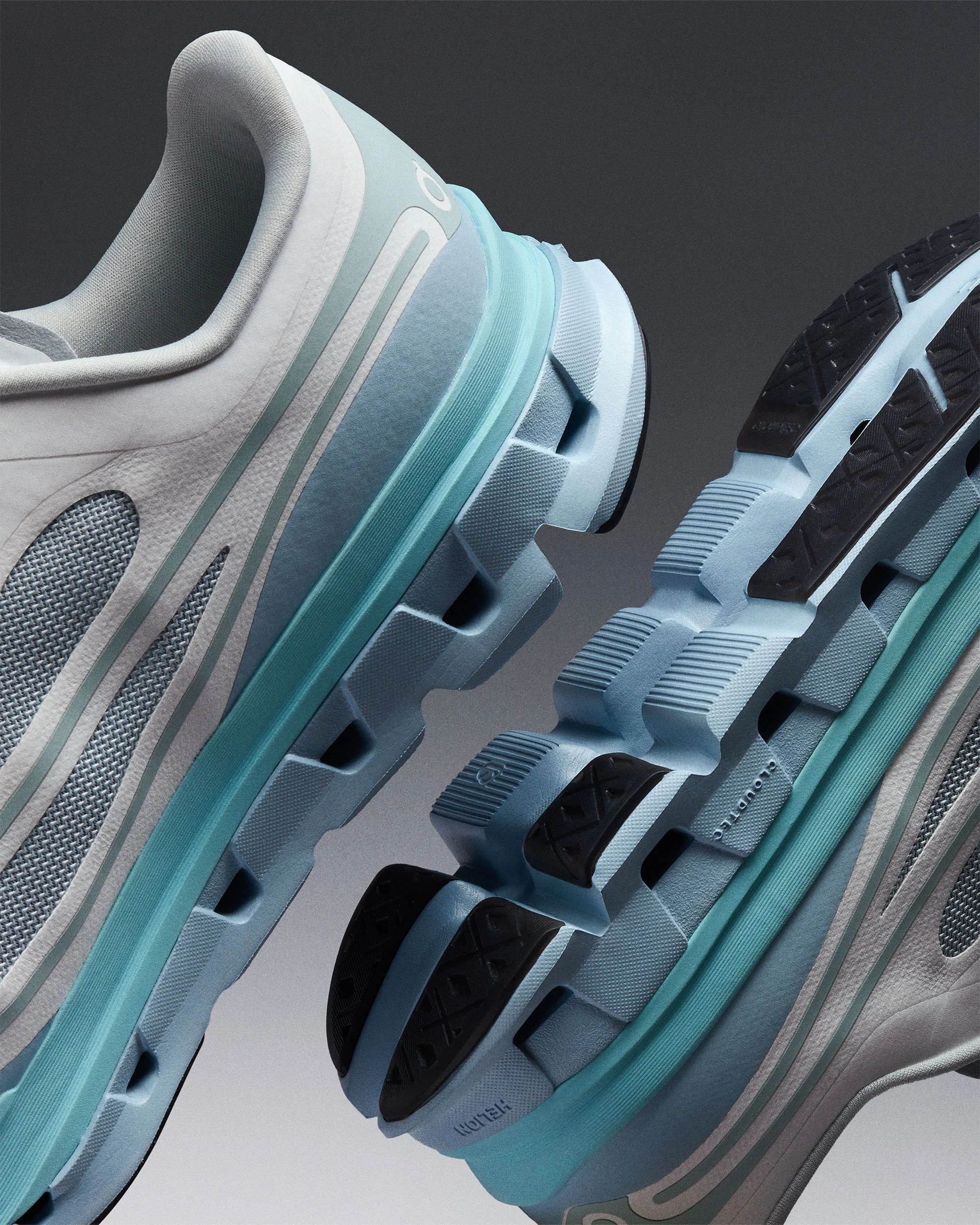 ON RUNNING CLOUDFLOW 5 AD WHITE - WOMEN'S - Image 9