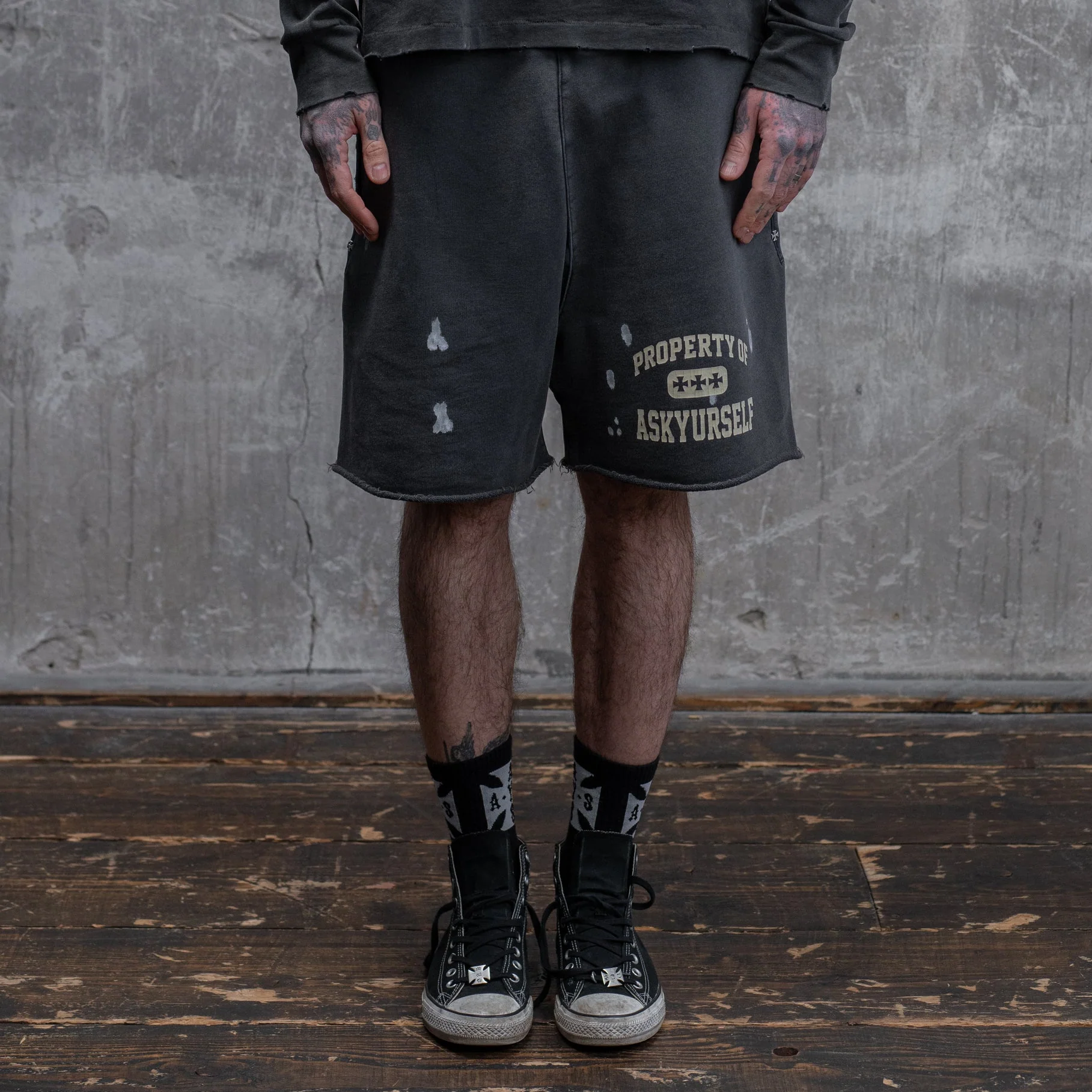 PROPERTY FLEECE SHORTS - Image 6