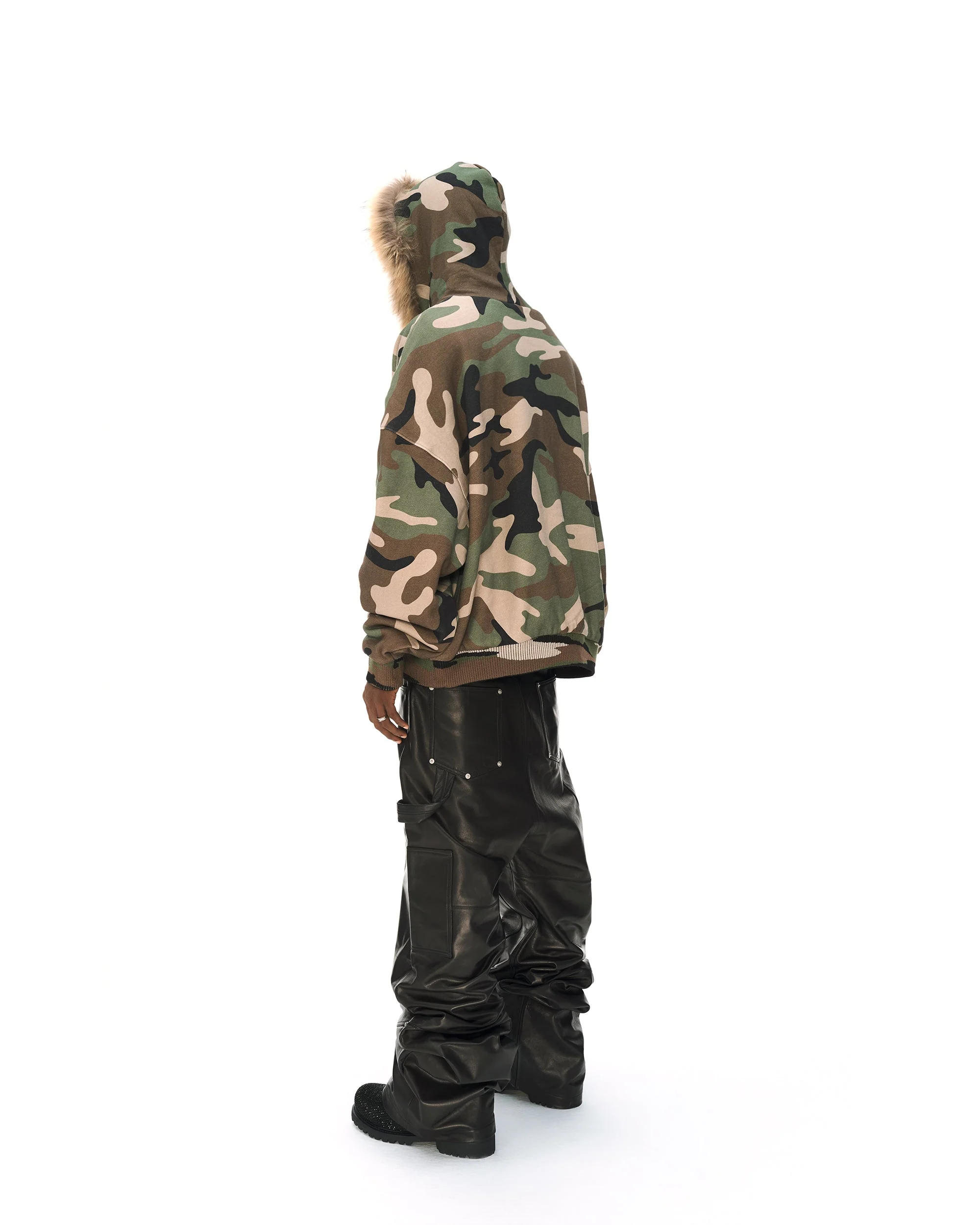 REVERSIBLE FUR ZIPPED HOODIE - Image 36