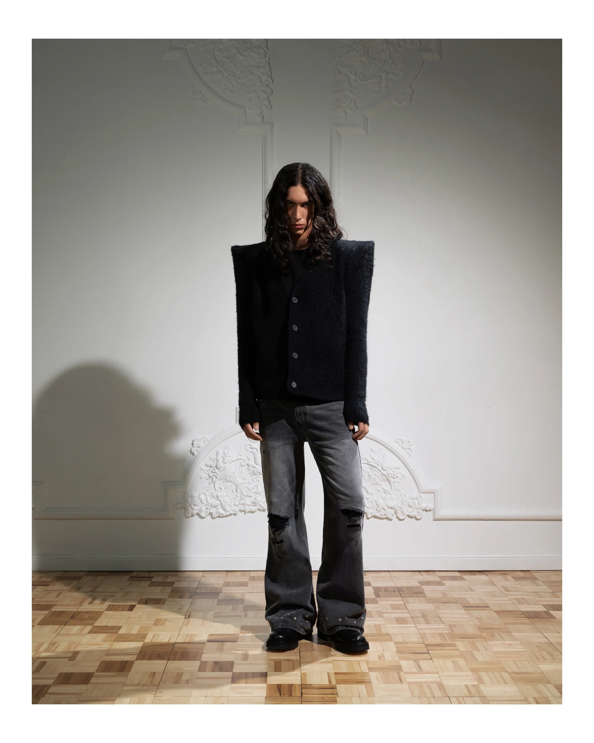 SERPENT FLARE DENIM in GREY - Image 2
