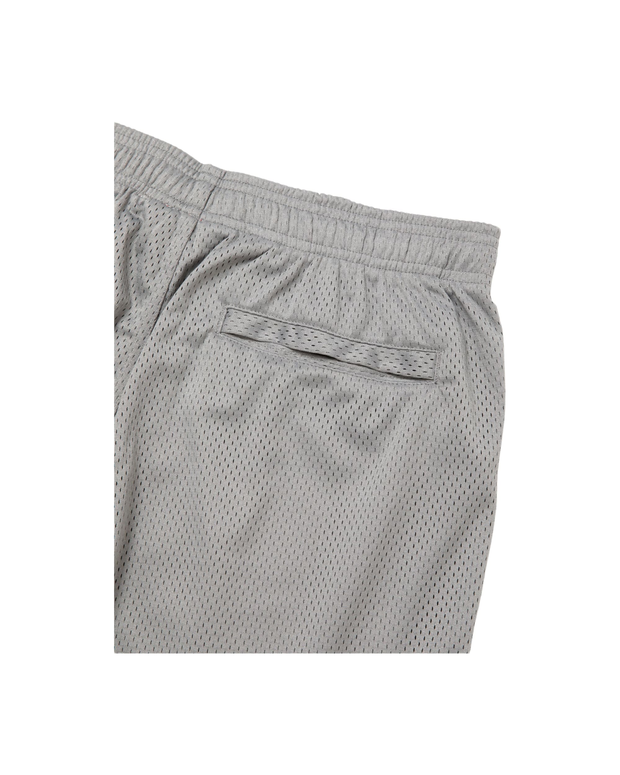 SIDE LOGO SIDE BLANK FRAME MESH SHORTS - ICE GREY - Image 3