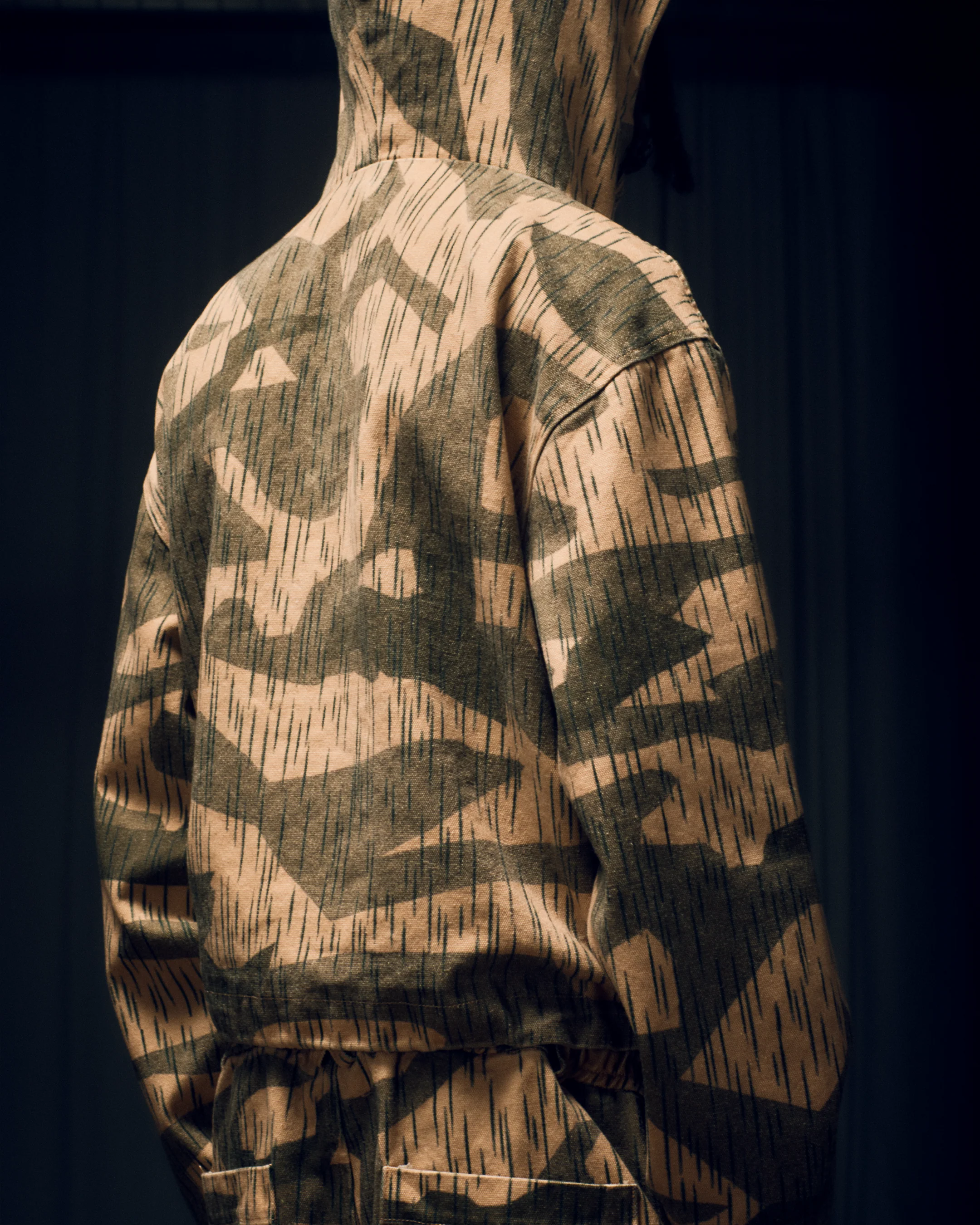 Smiling Welt Anorak - Image 15