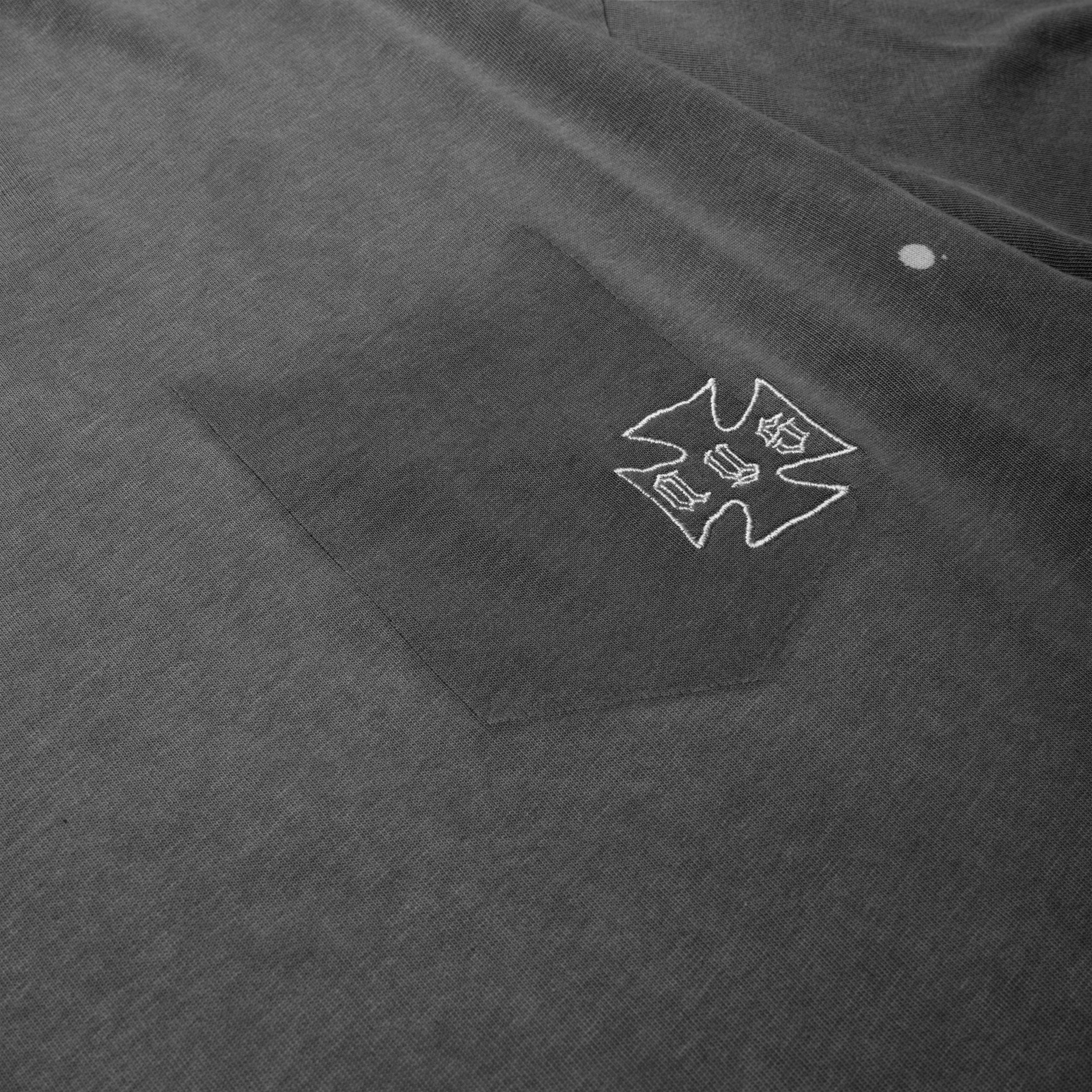 STAINED POCKET TEE - Image 5