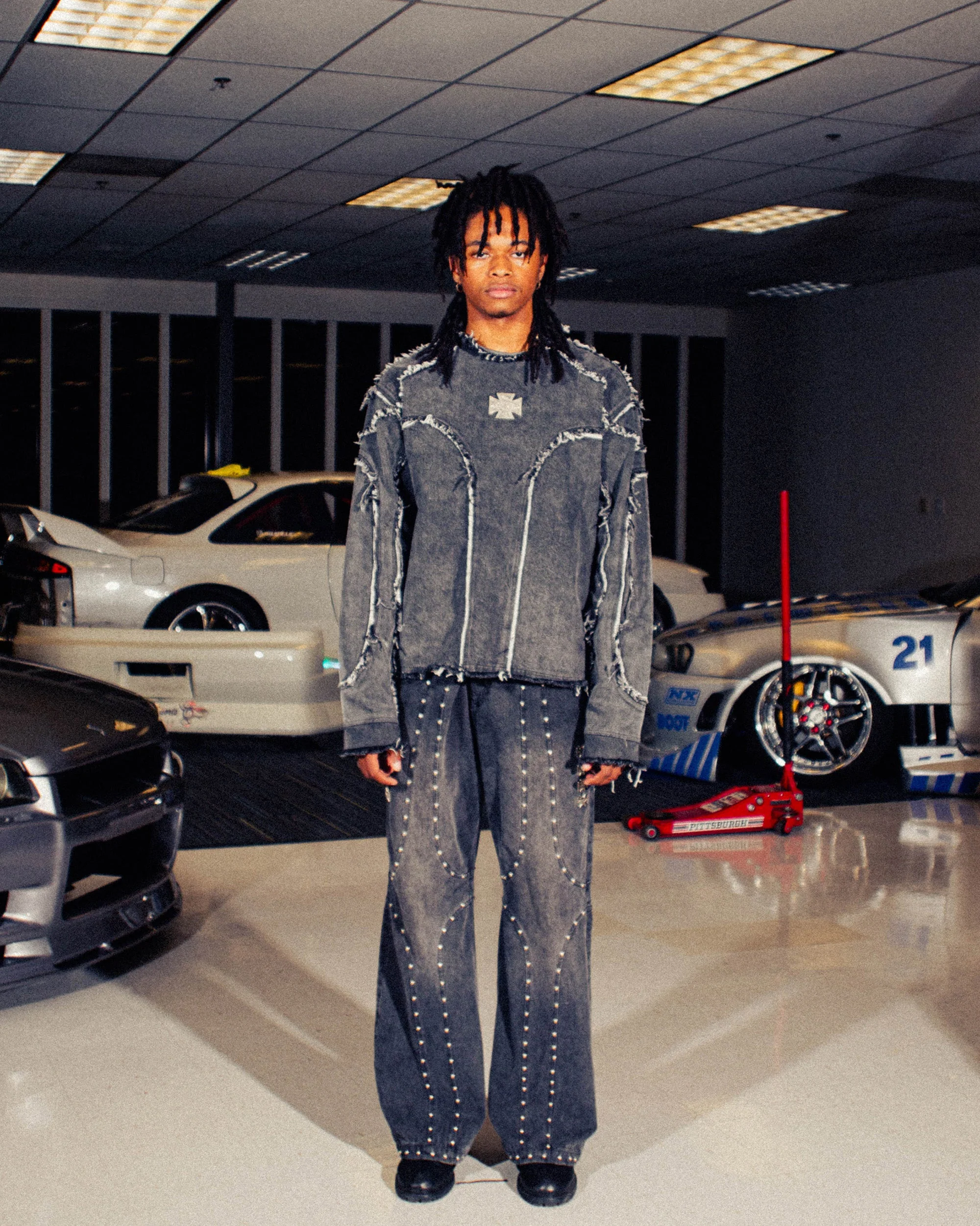 Star-Bolt Denim Jeans - Image 10
