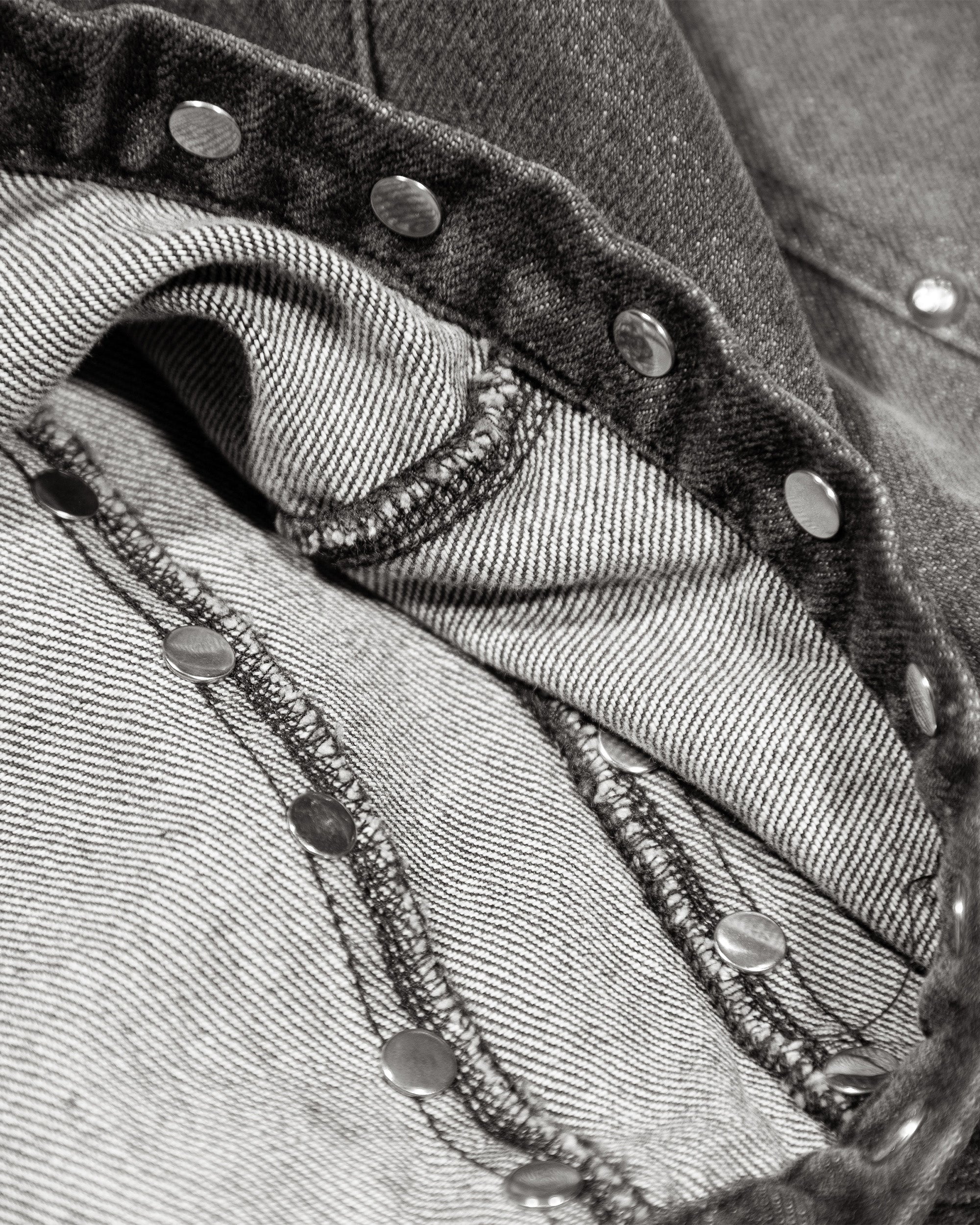 Star-Bolt Denim Jeans - Image 5