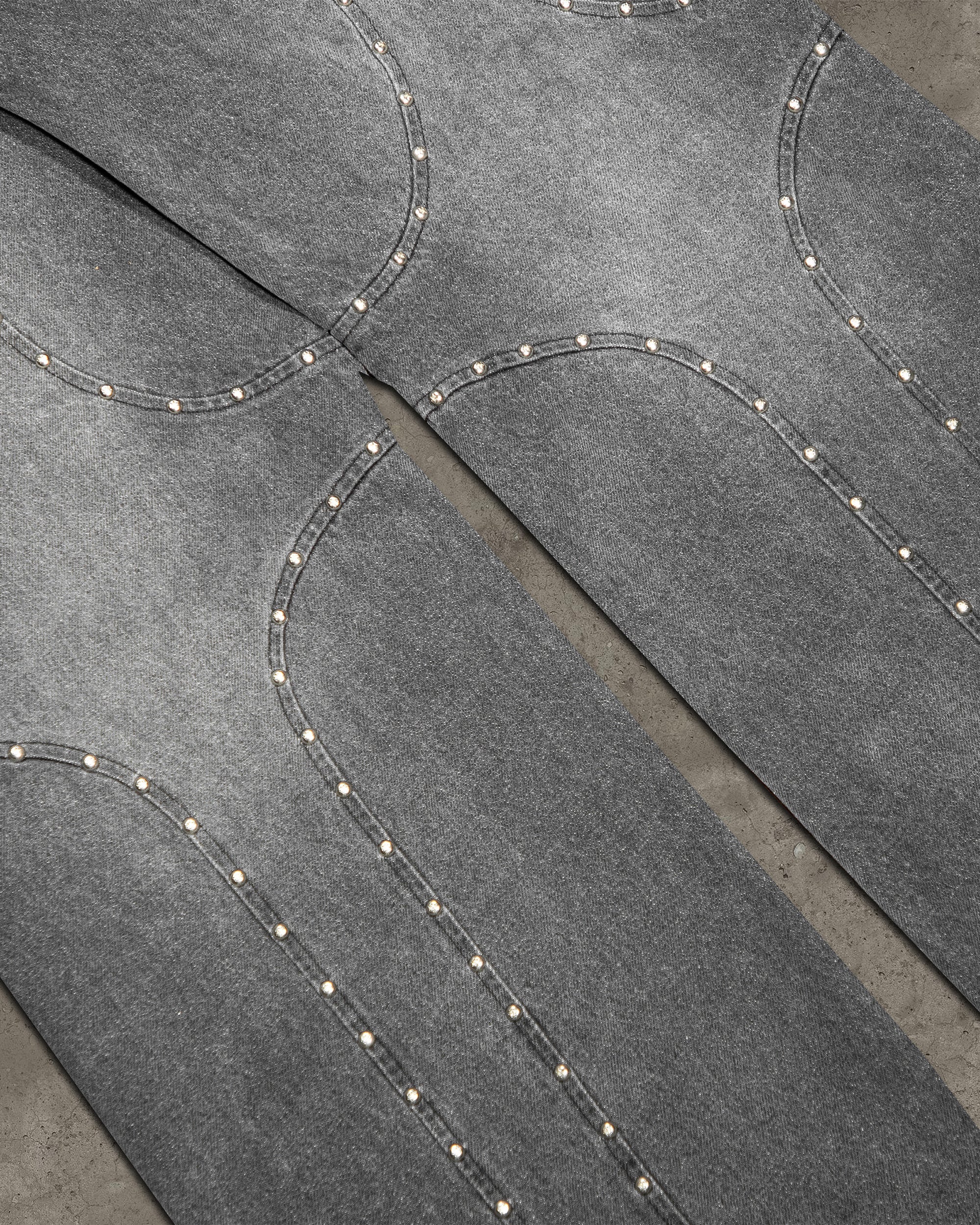 Star-Bolt Denim Jeans - Image 8