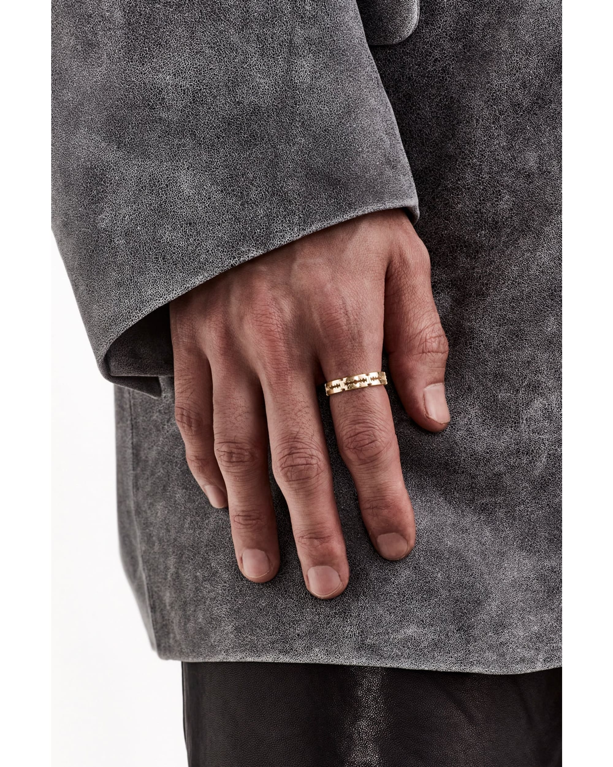 STOLEN RAZOR ETERNITY RING - GOLD PLATED - Image 2