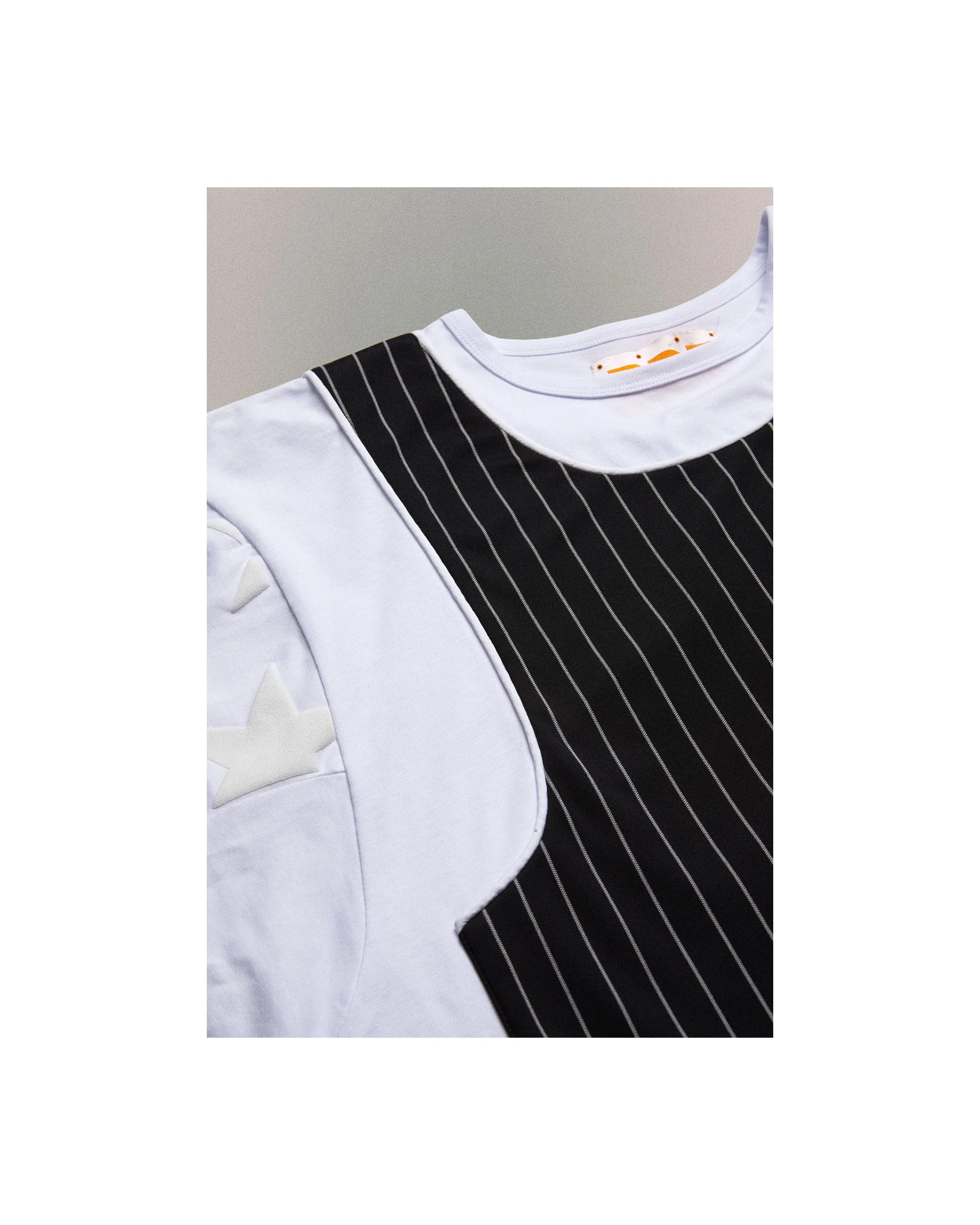 T-Shirt 2 B - Black/White - Image 10