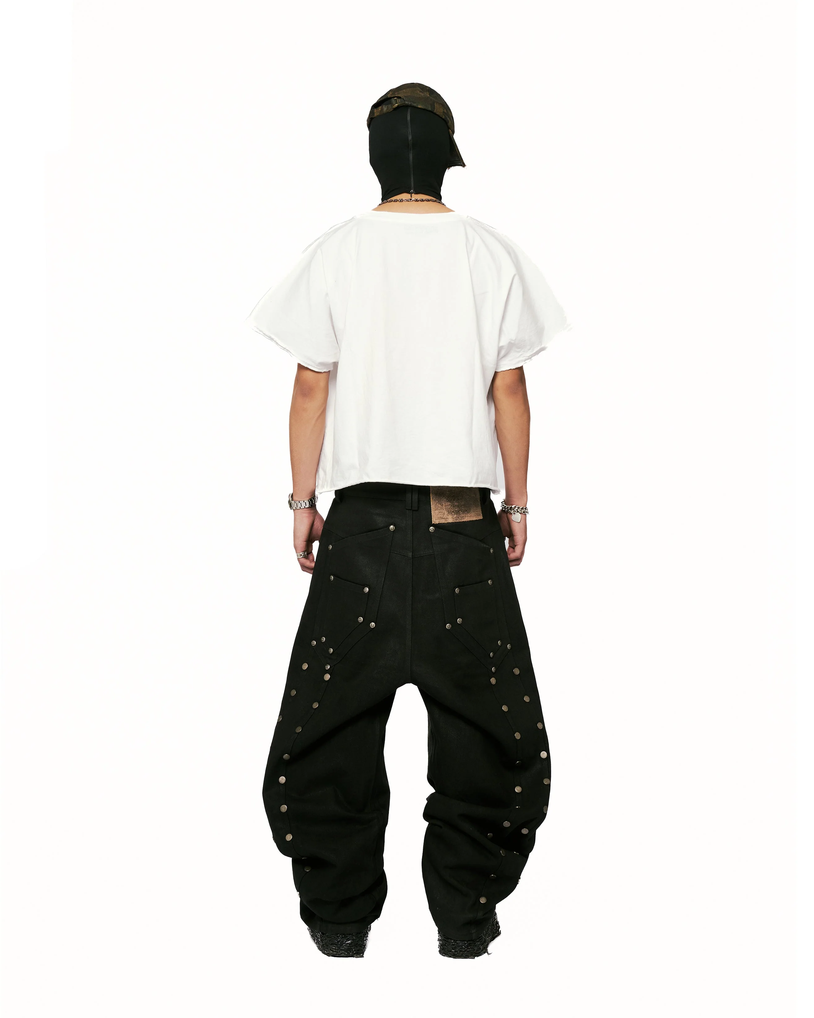 Tavius 3 Faces Loose T-shirt in White - Image 8