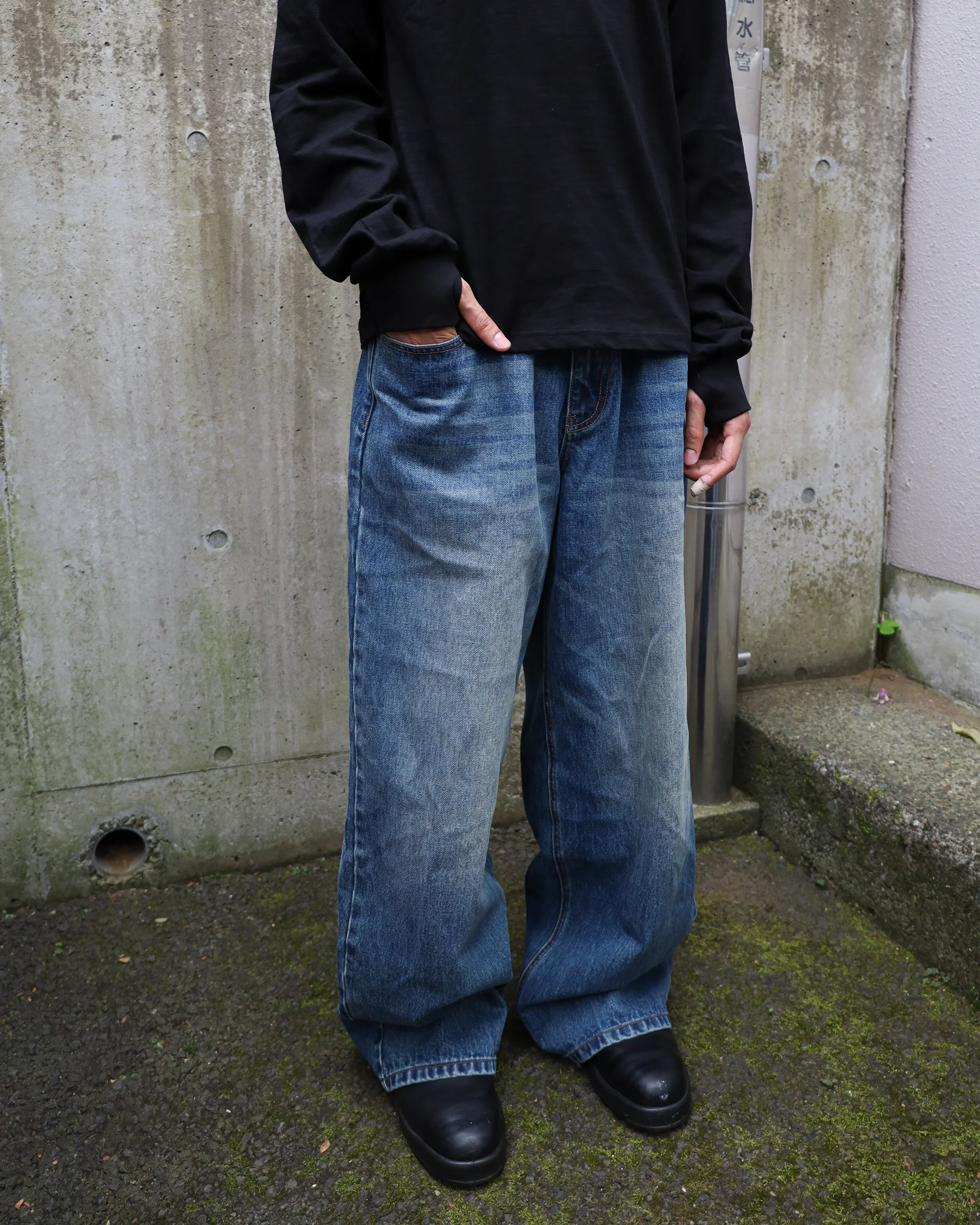 The Everydays Baggy Jeans - Image 10