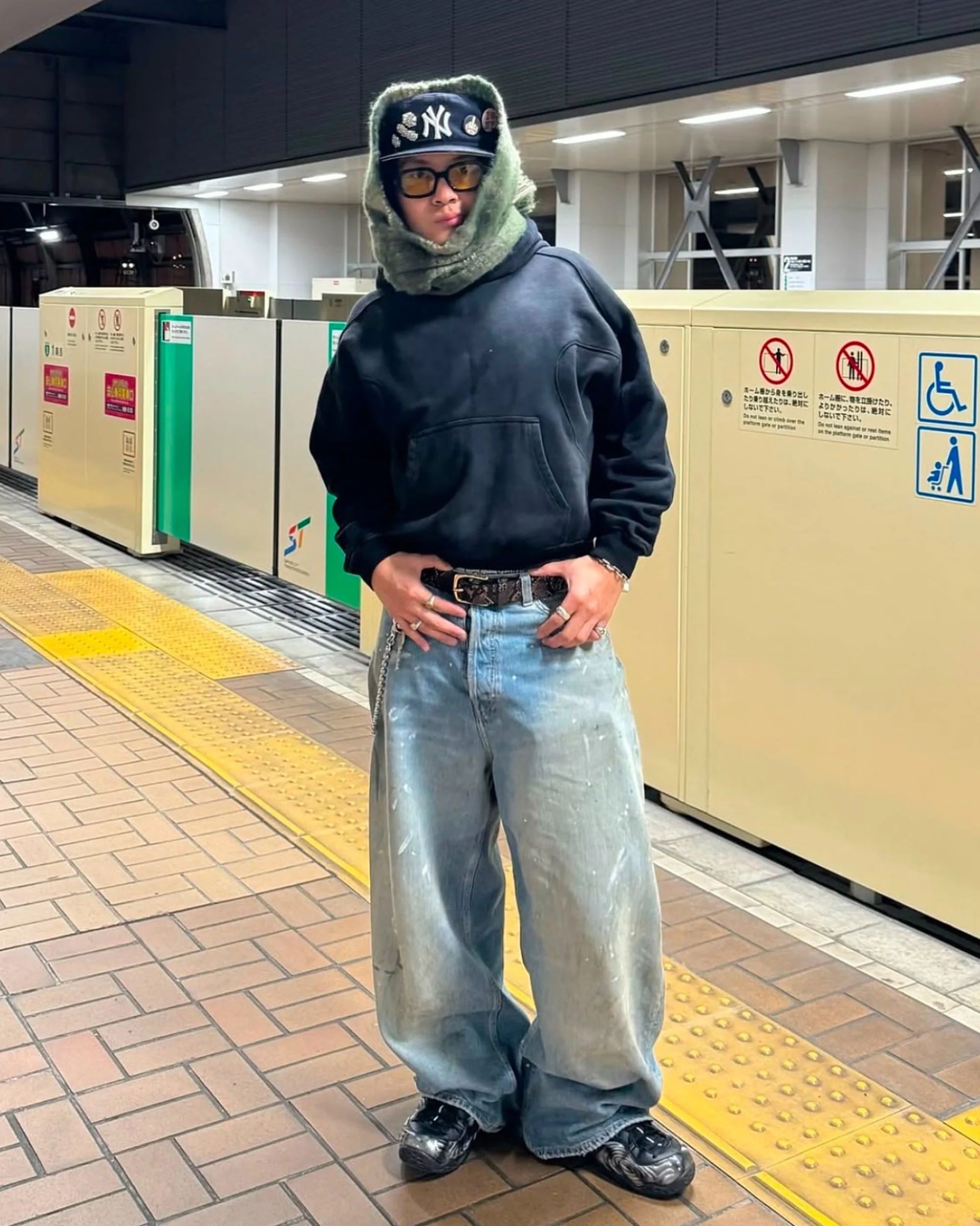 V2 Monochrome Hoodie - Image 11