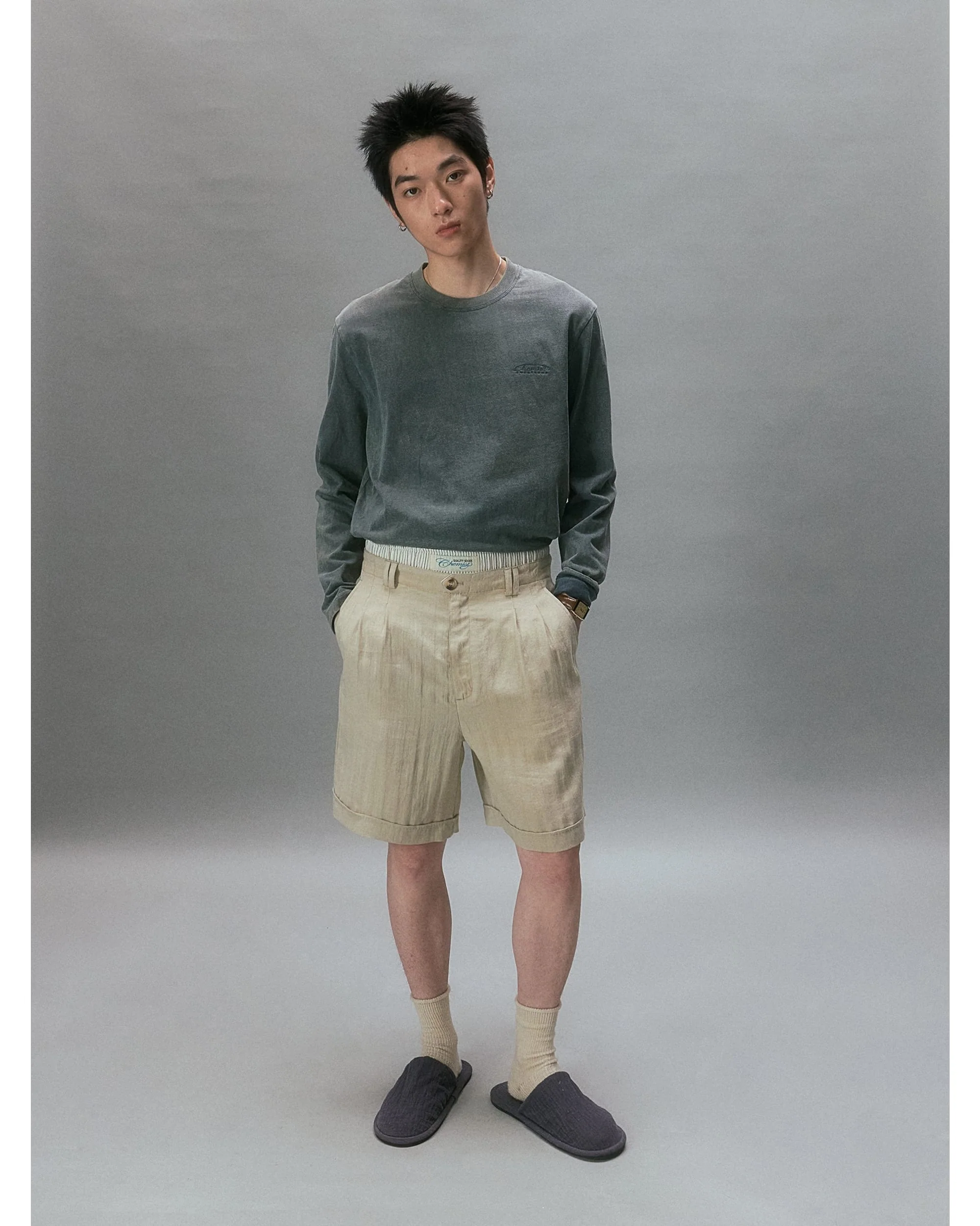 Vintage Basic Long-Sleeve T-Shirt - Image 3