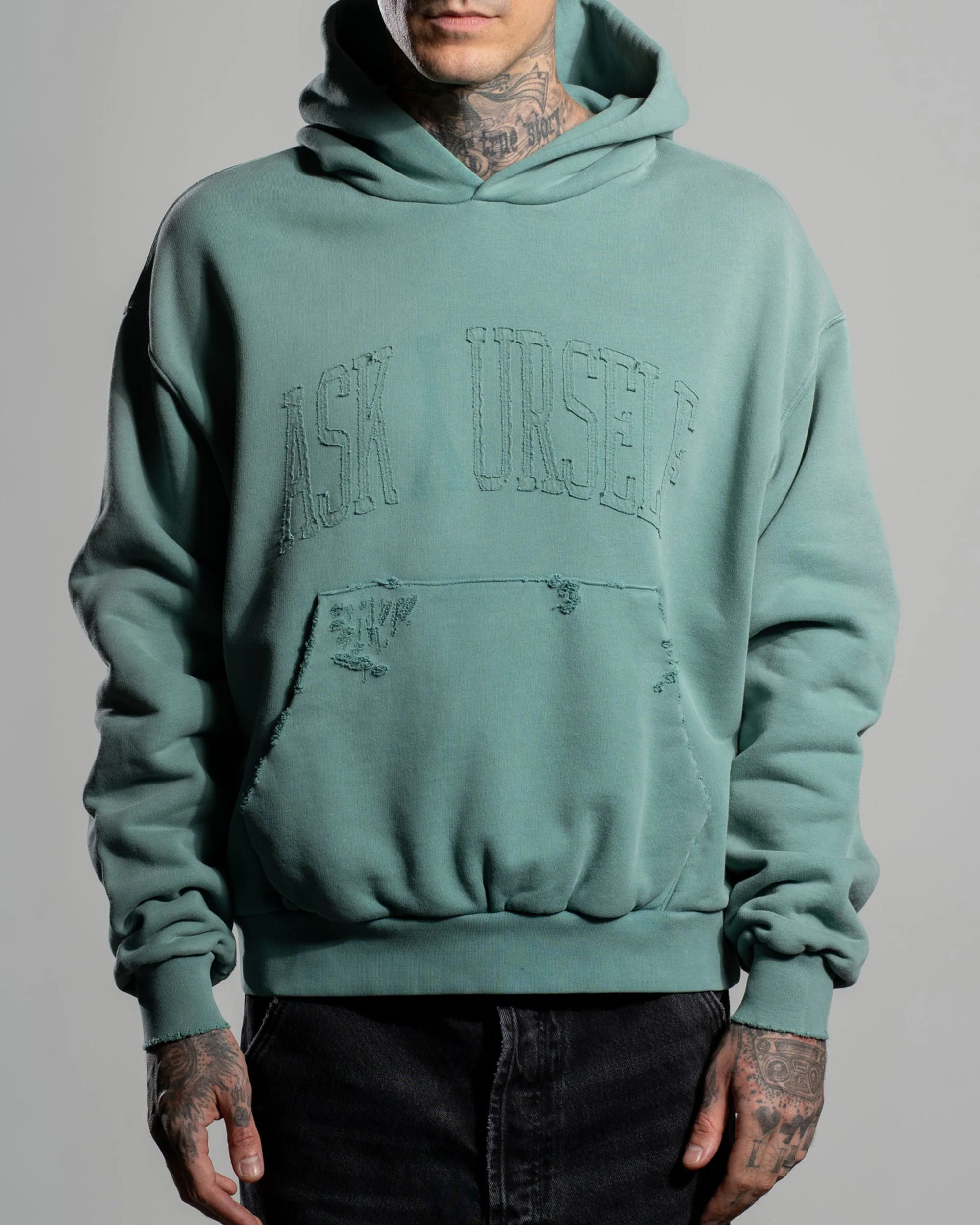 VINTAGE COLLEGE HOODIE - Image 2