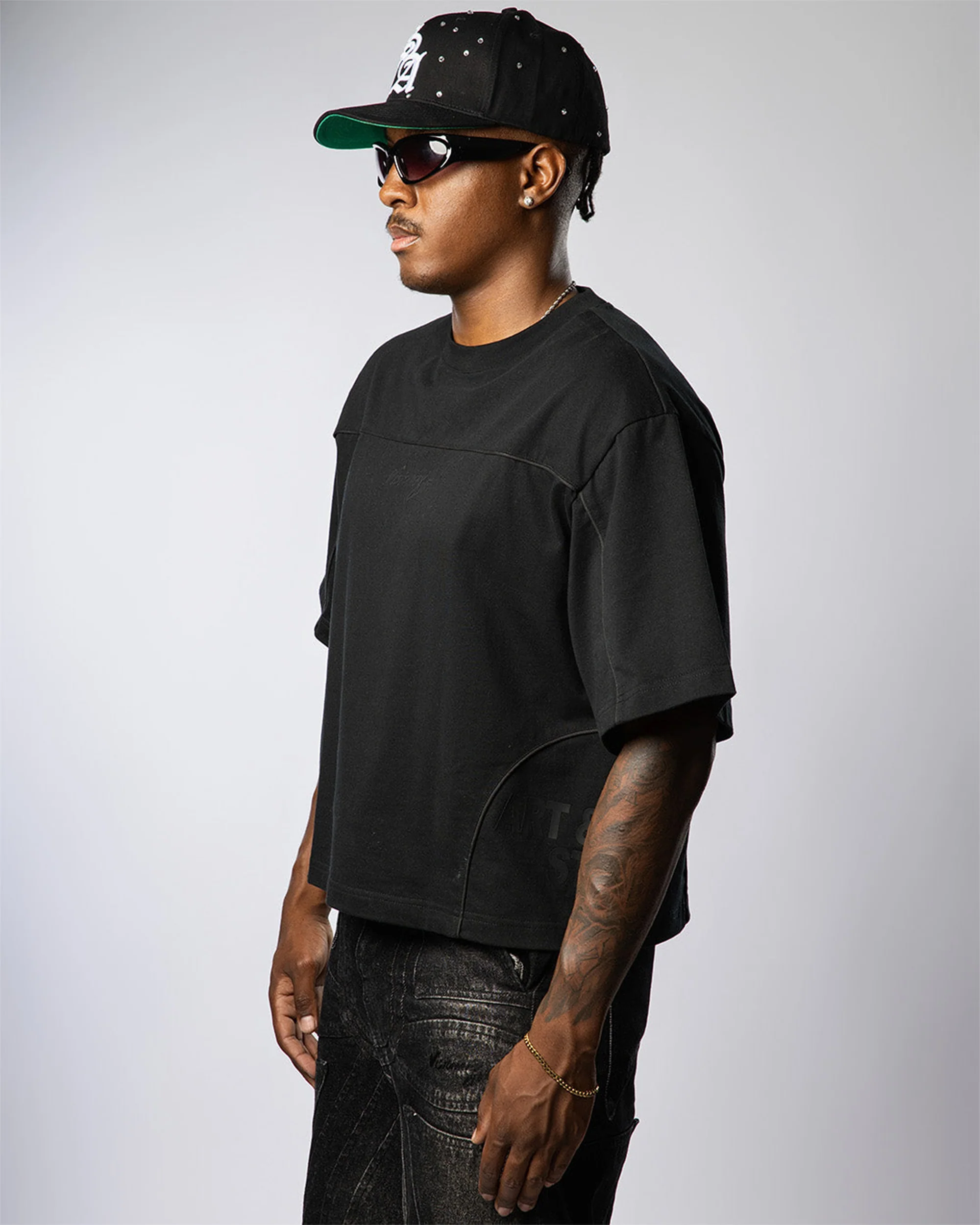 VISIONARY STATEMENT BOXY TEE ( BLACK ) - Image 3