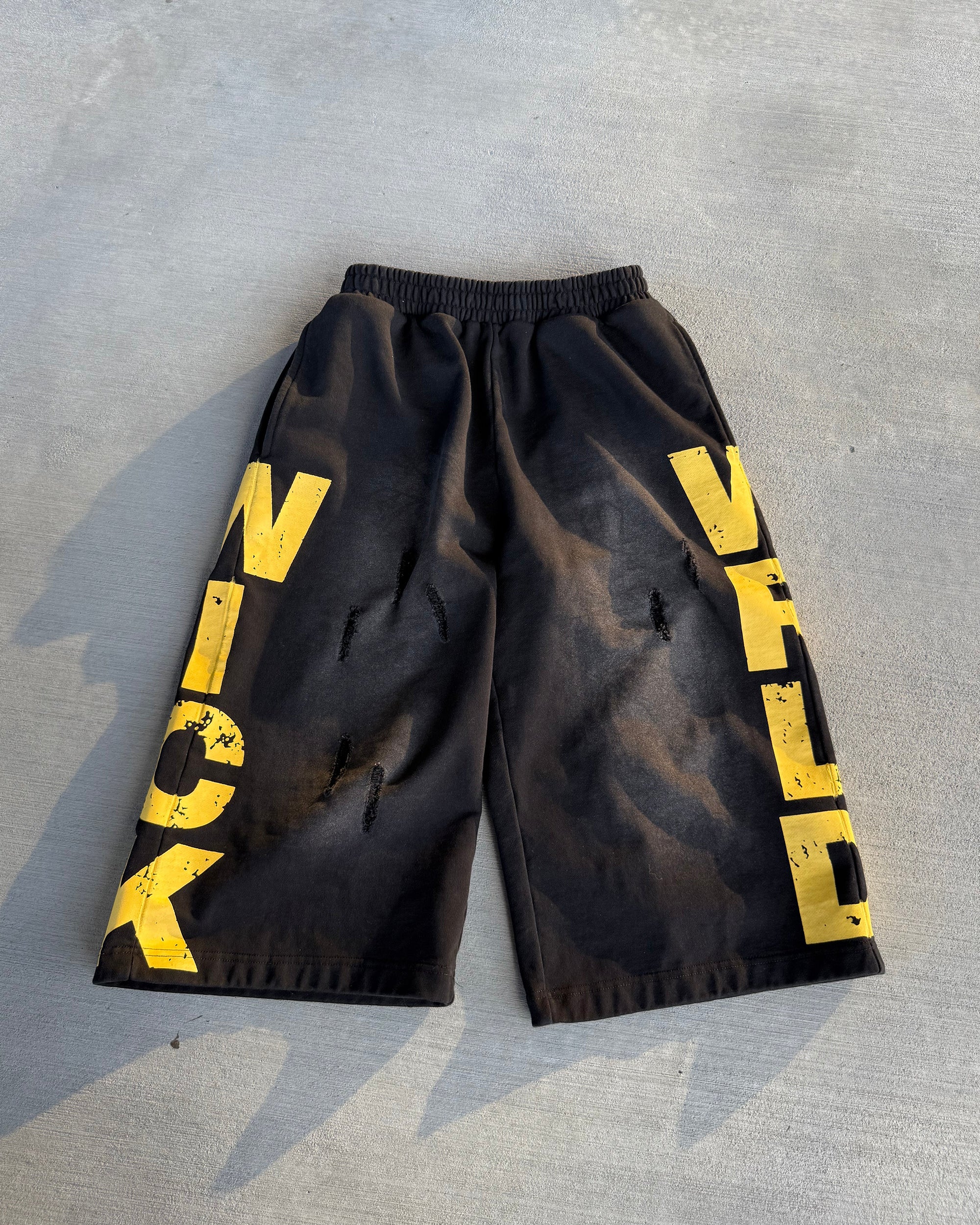 WICK SWEAT SHORTS (BLACK N YELLOW) - Image 2